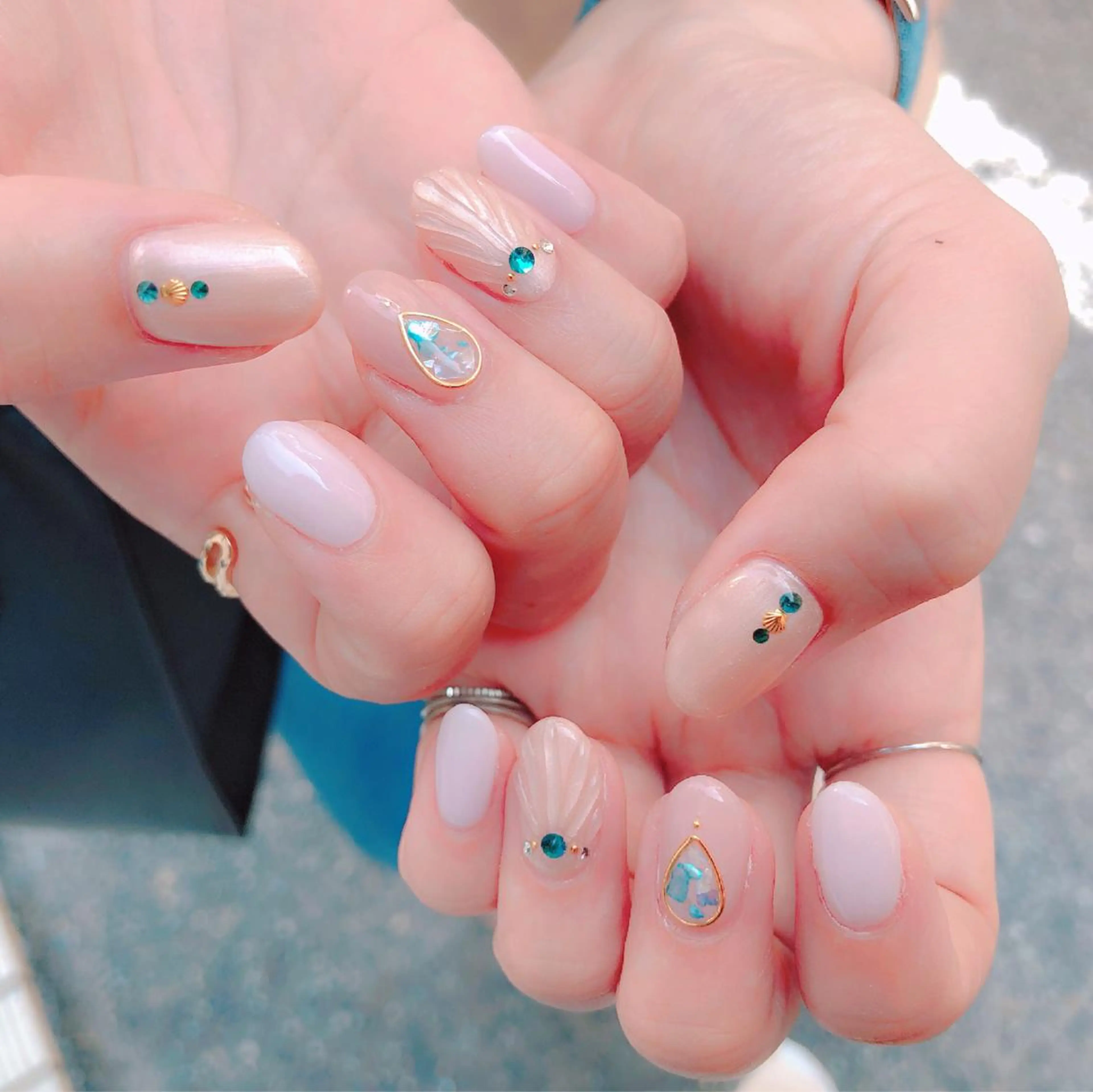 ネイル 夏ネイル ハンドネイル ハンドケア naiL pom.Mのネイルデザイン