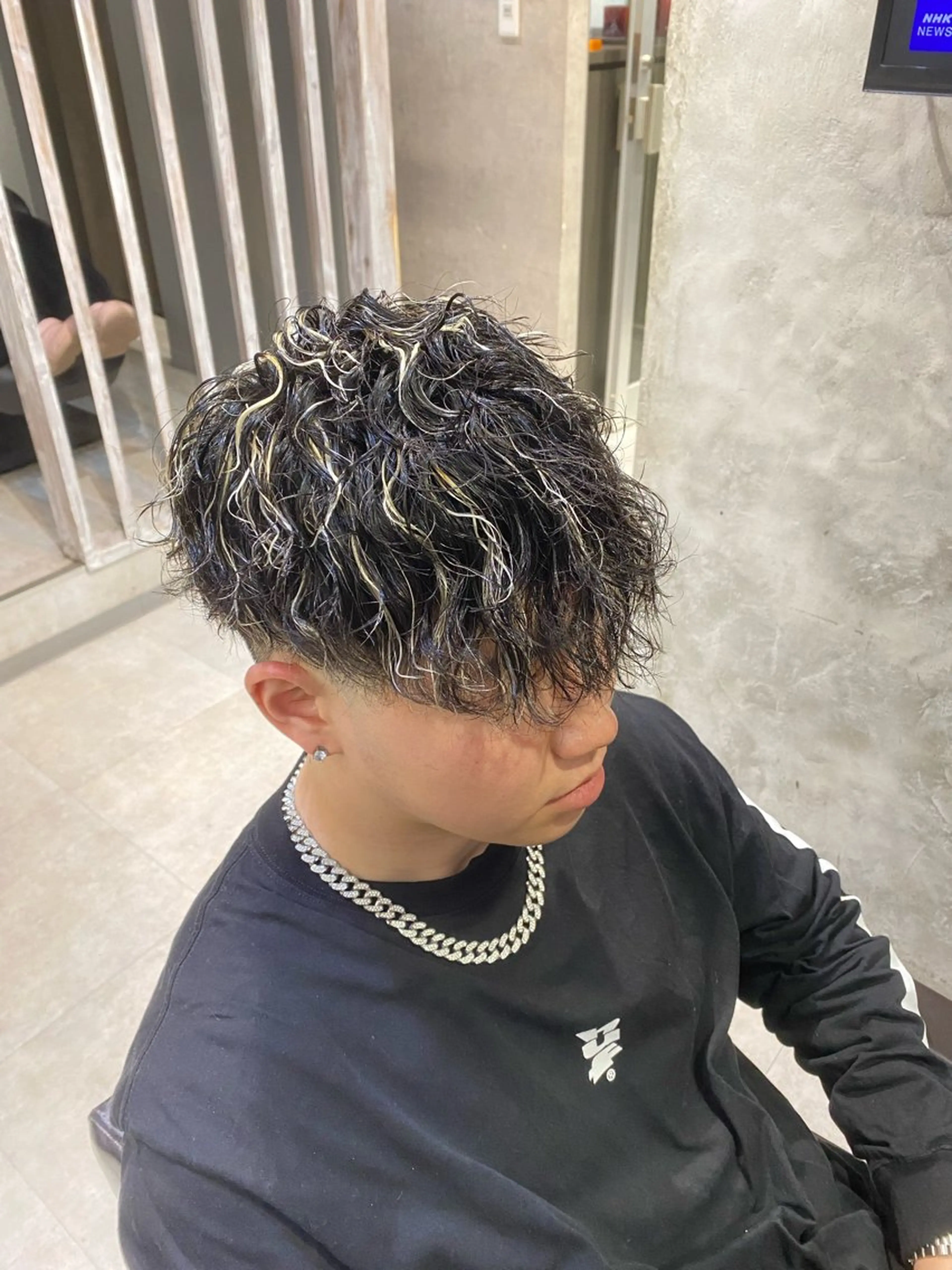 ショート パーマ メンズ メンズパーマ スパイラルパーマ カット パーマ 🐉『メンズ美容師』 吉田龍星🐉のヘアスタイル