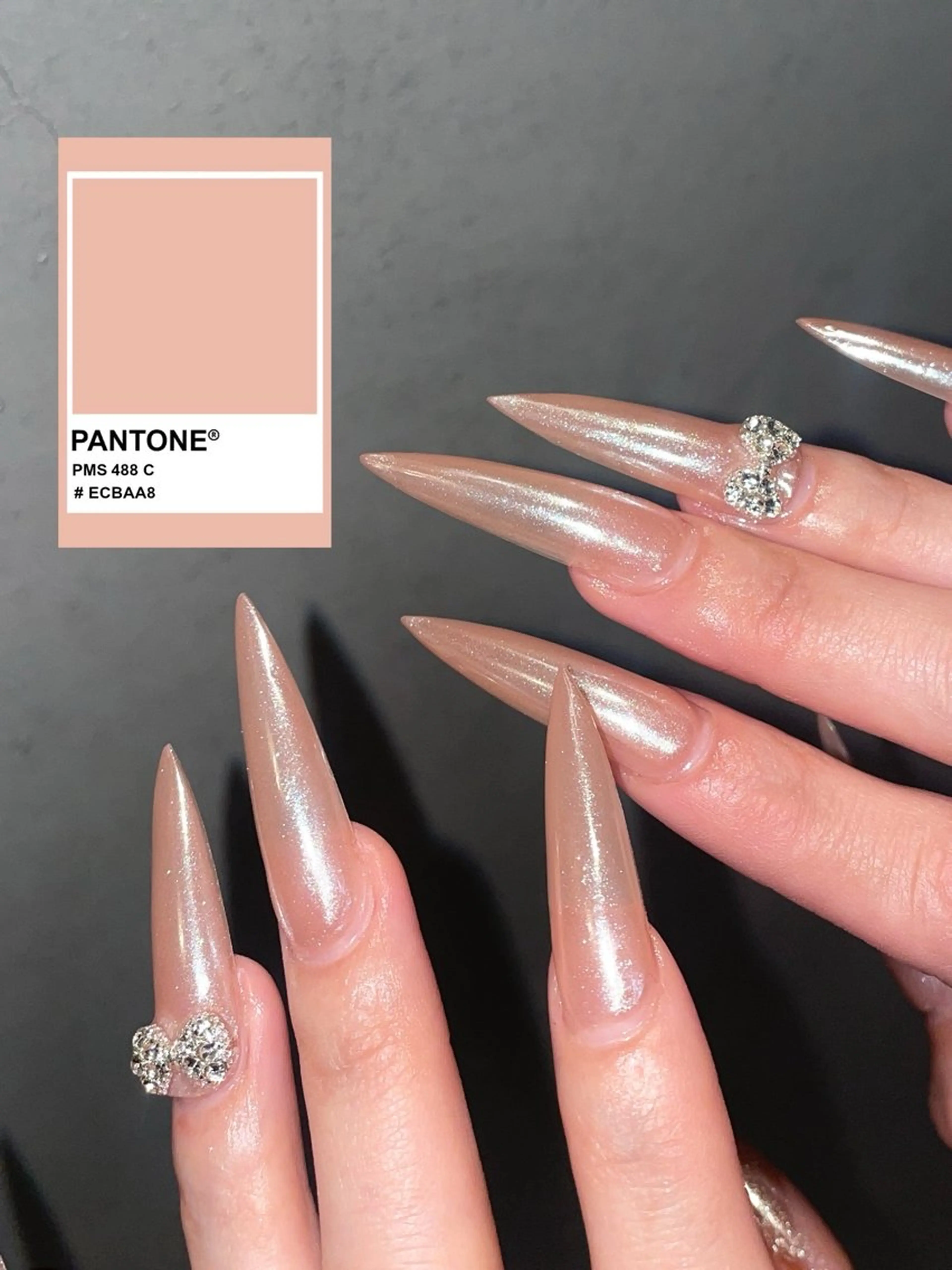 ネイル GO TODAY シェアサロン 渋谷Amiu店所属・渋谷ネイル🎀 y2k/海外ネイルのネイルデザイン