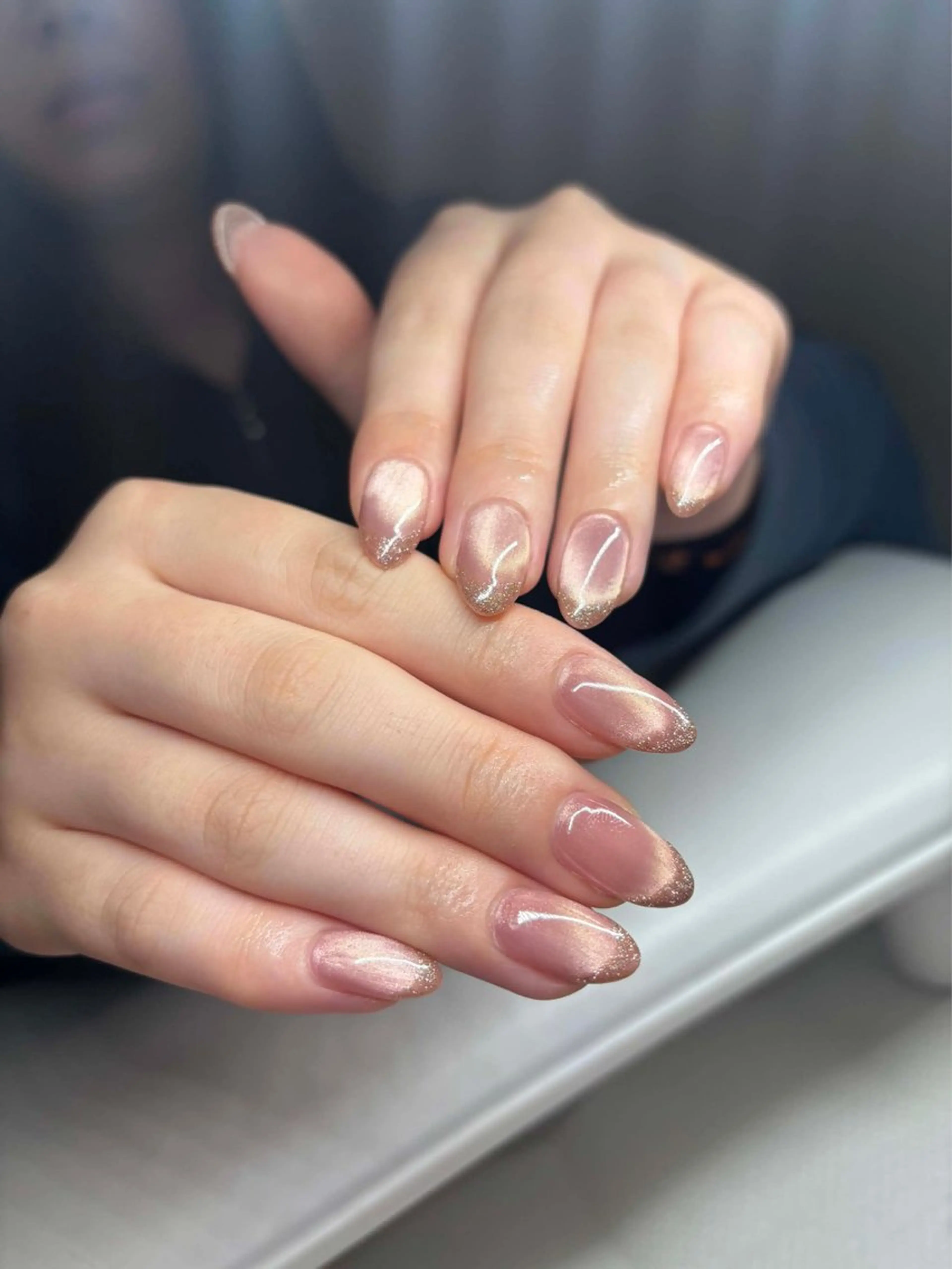 ネイル アートネイル オーロラネイル フレンチネイル ジェルネイル ガラスフレンチ RINN ANA.CHUOのネイルデザイン
