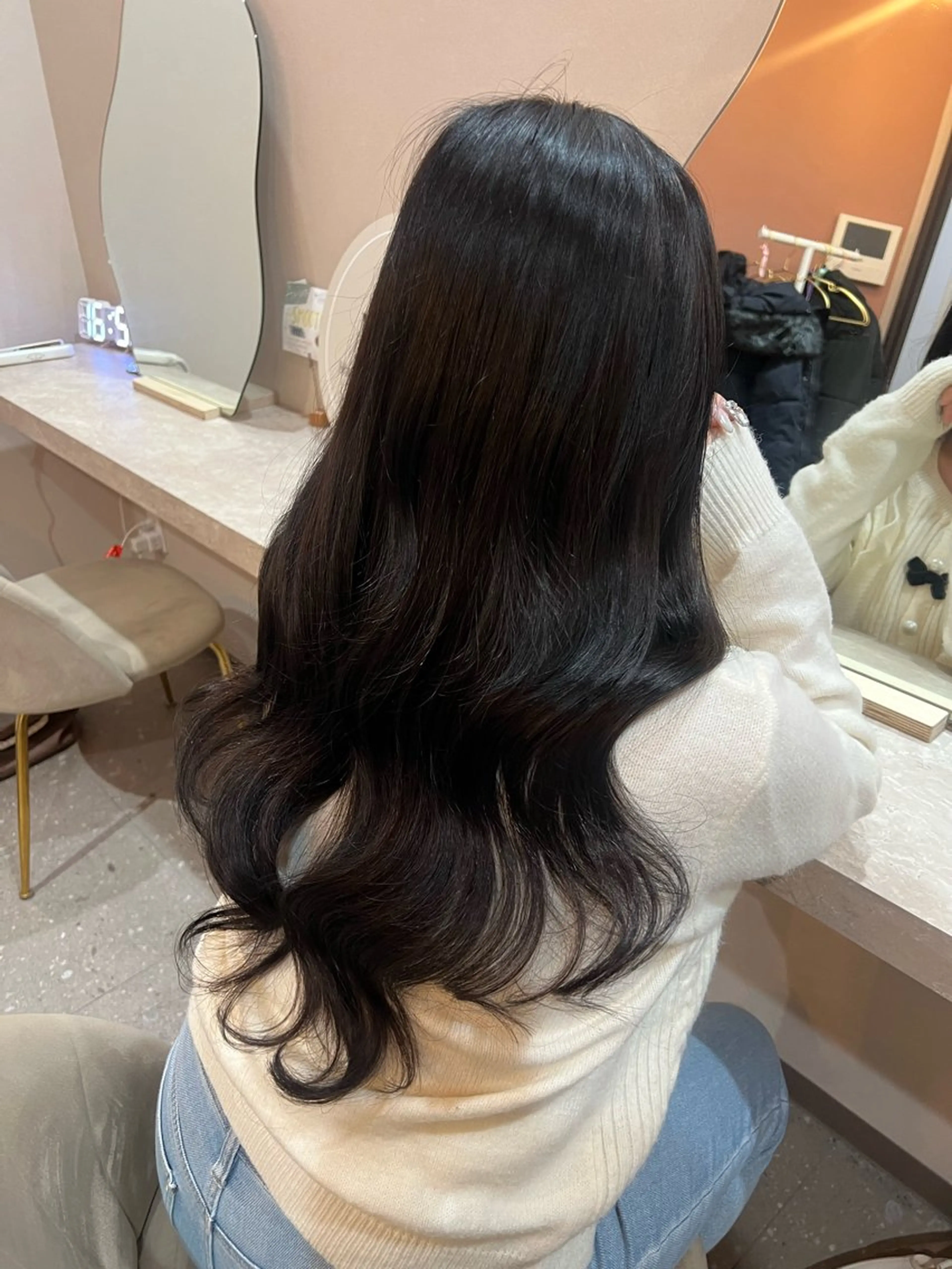 ミディアム Mila misakiのヘアスタイル