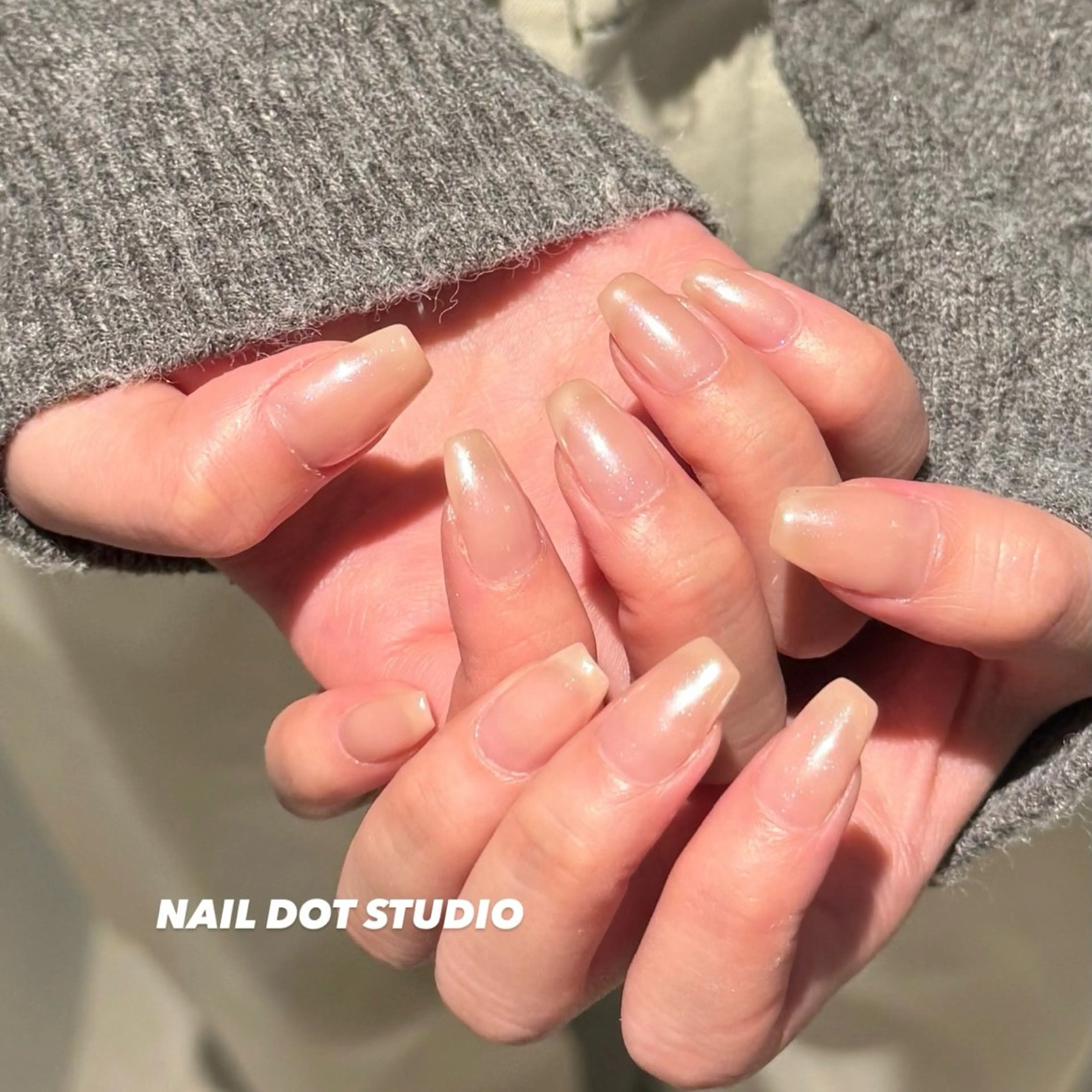 ネイル ハンドネイル NAILDOTSTU DIO SEINAのネイルデザイン