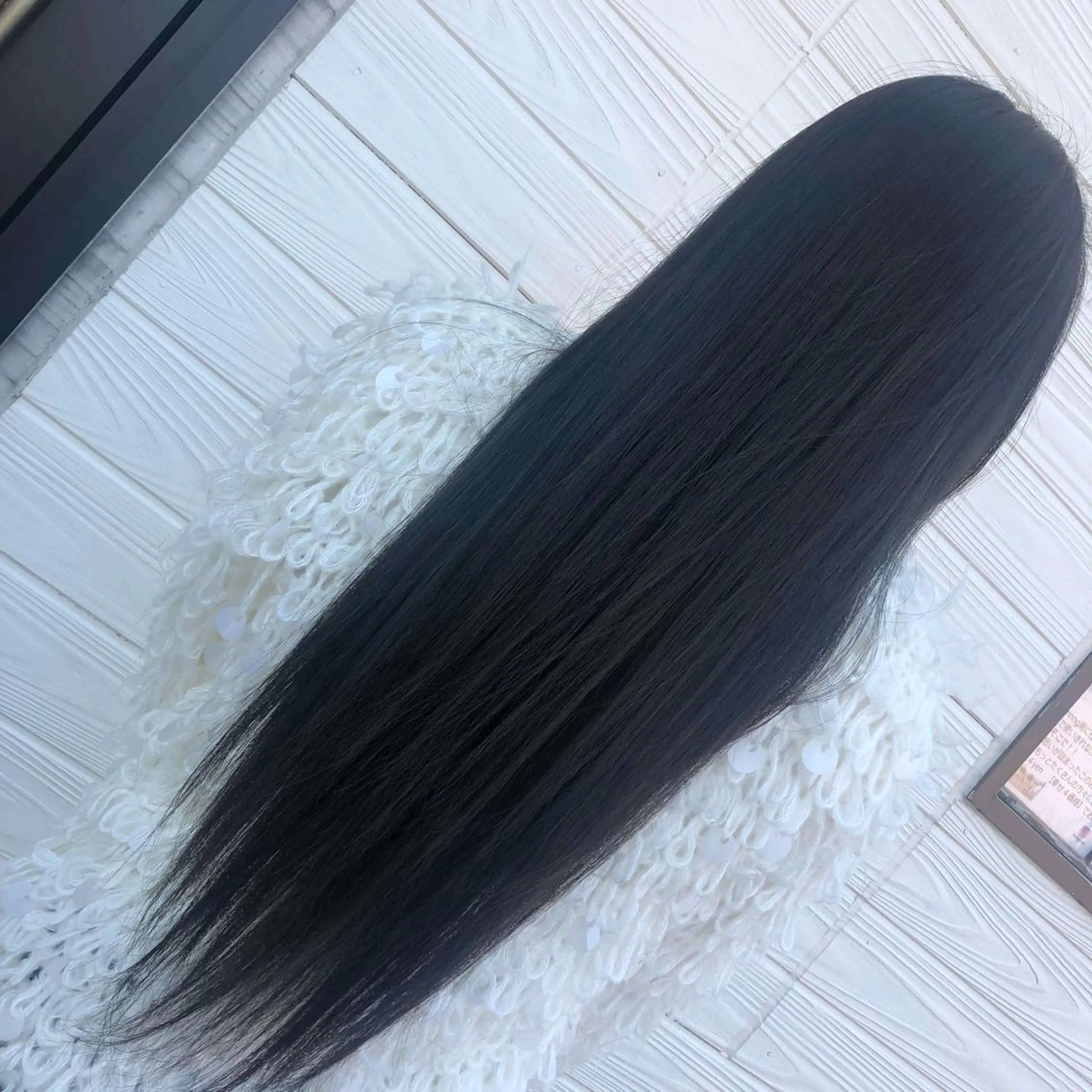 ロング アッシュ ヘアカラー 半田 知穂のヘアスタイル