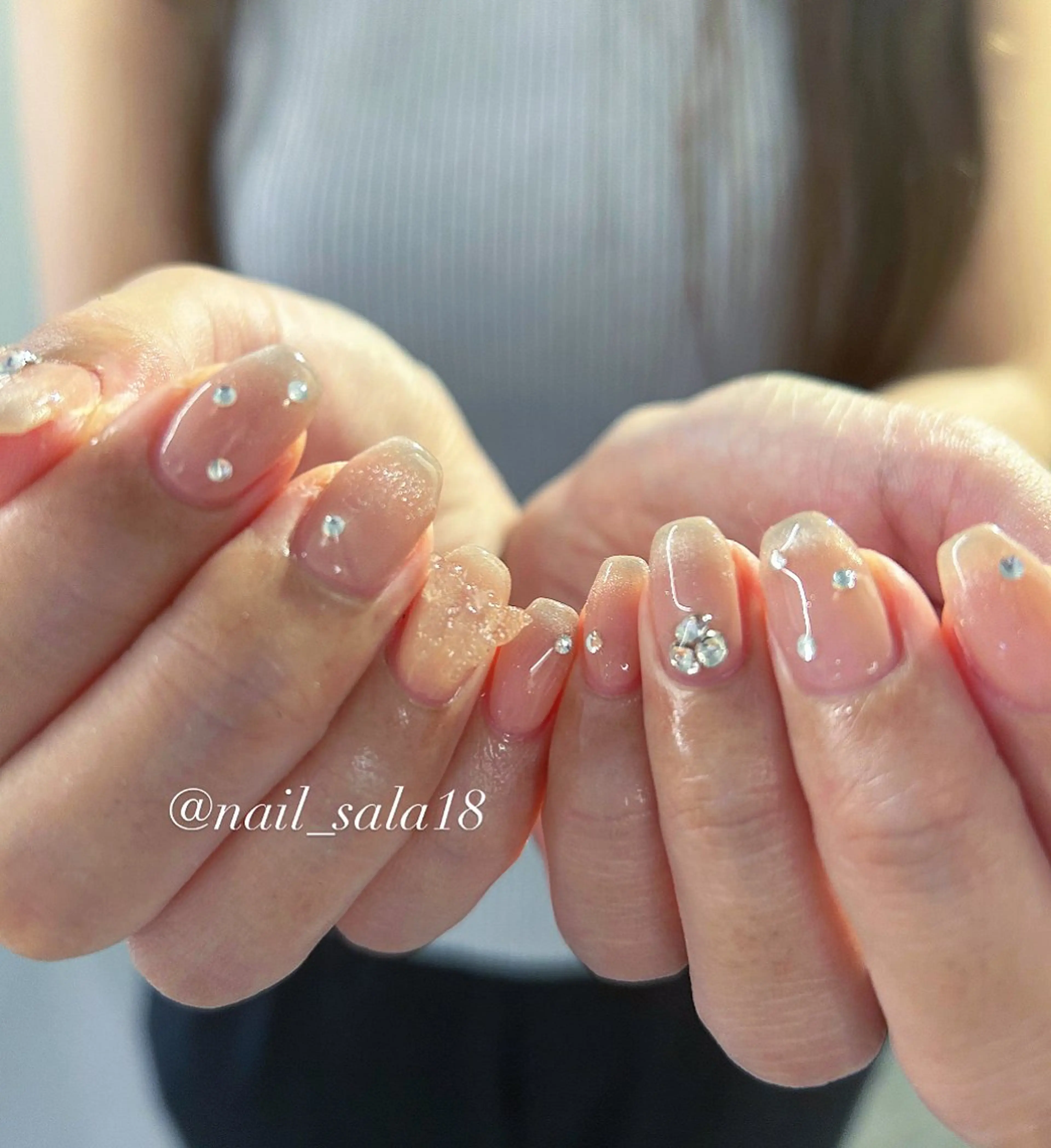 ネイル ハンドネイル 齋藤 沙羅のネイルデザイン