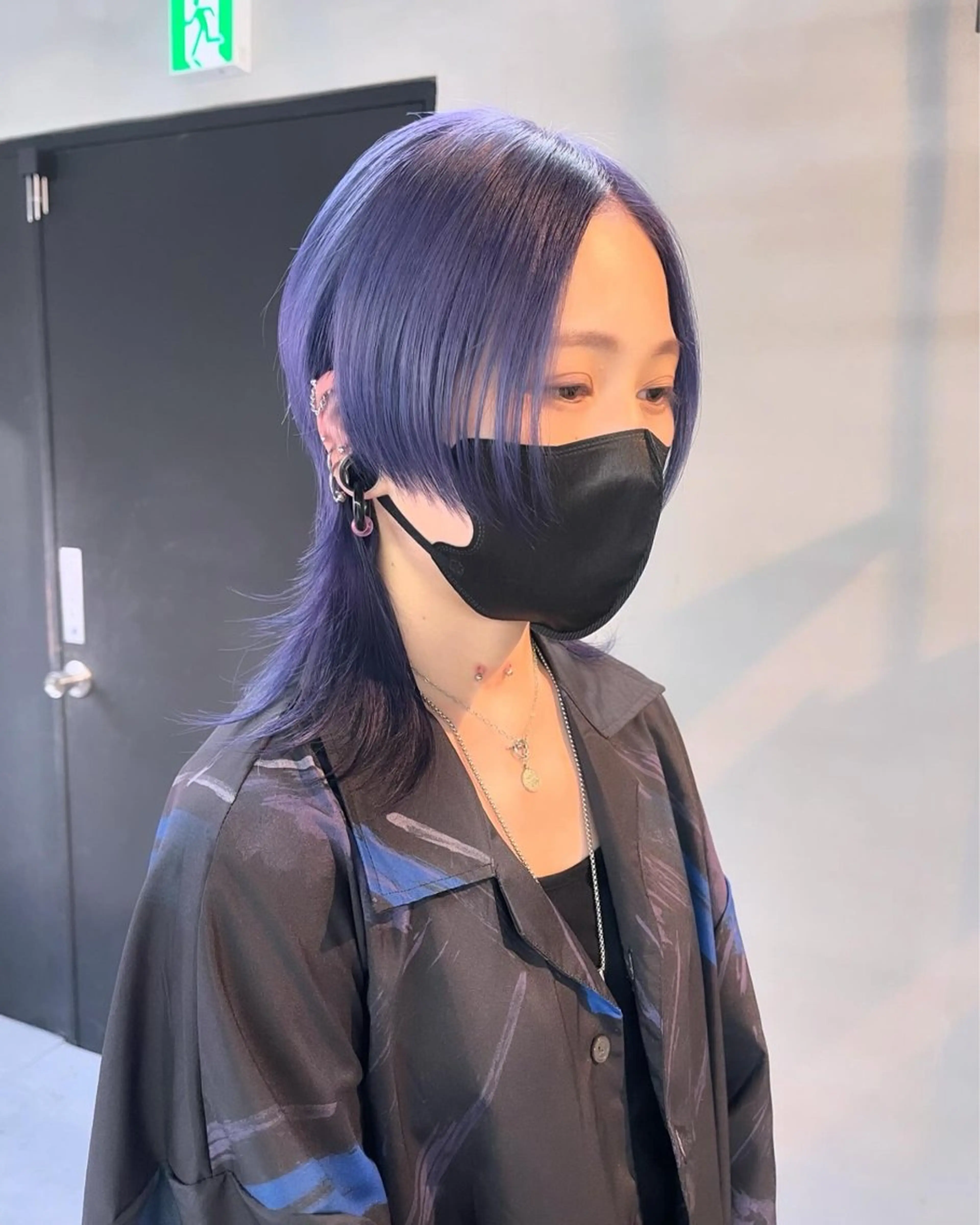 ミディアム カット ヘアカラー 柏 ウルフ/レイヤー 田中佐和🐺のヘアスタイル