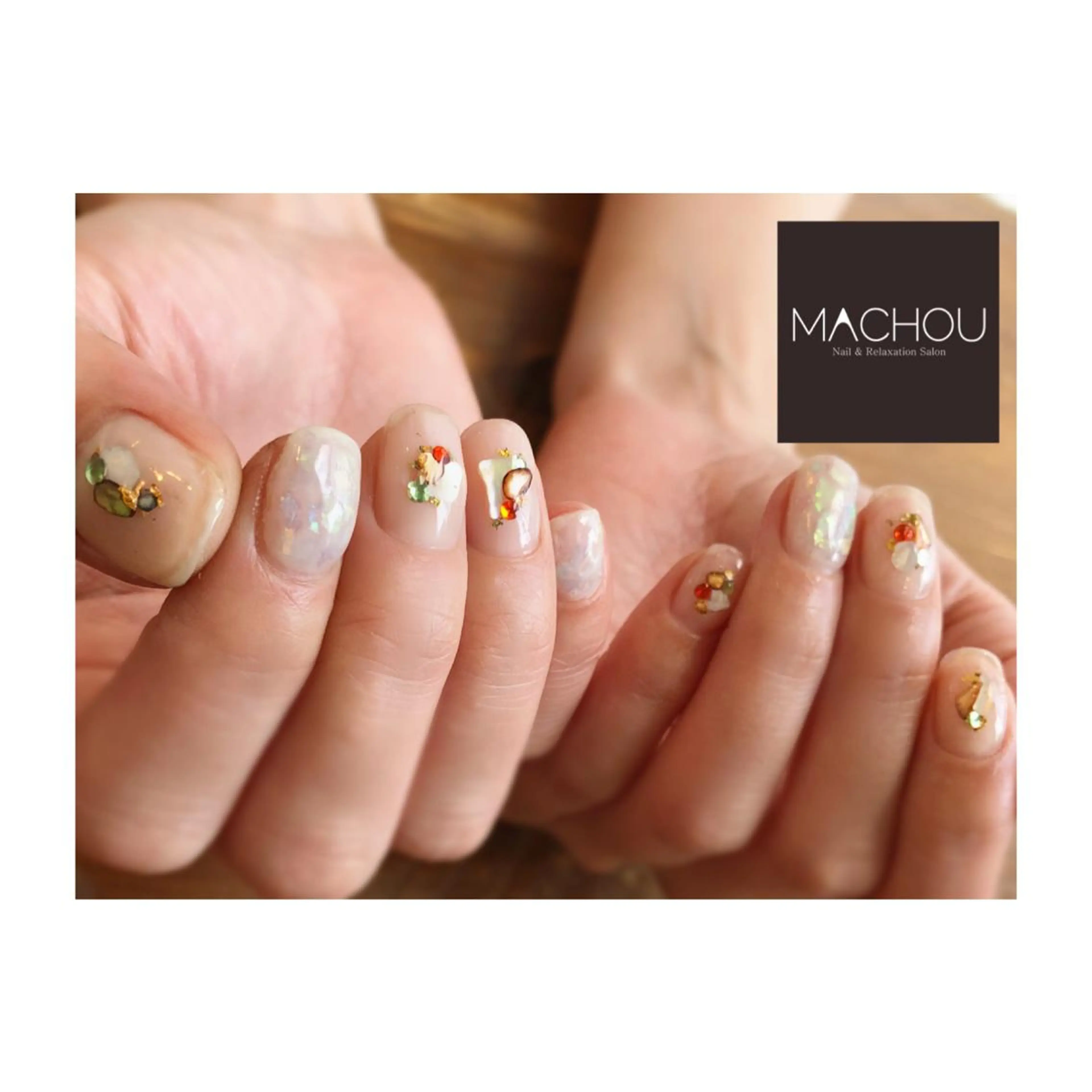 ネイル MACHOU所属・tomomi MACHOUのネイルデザイン