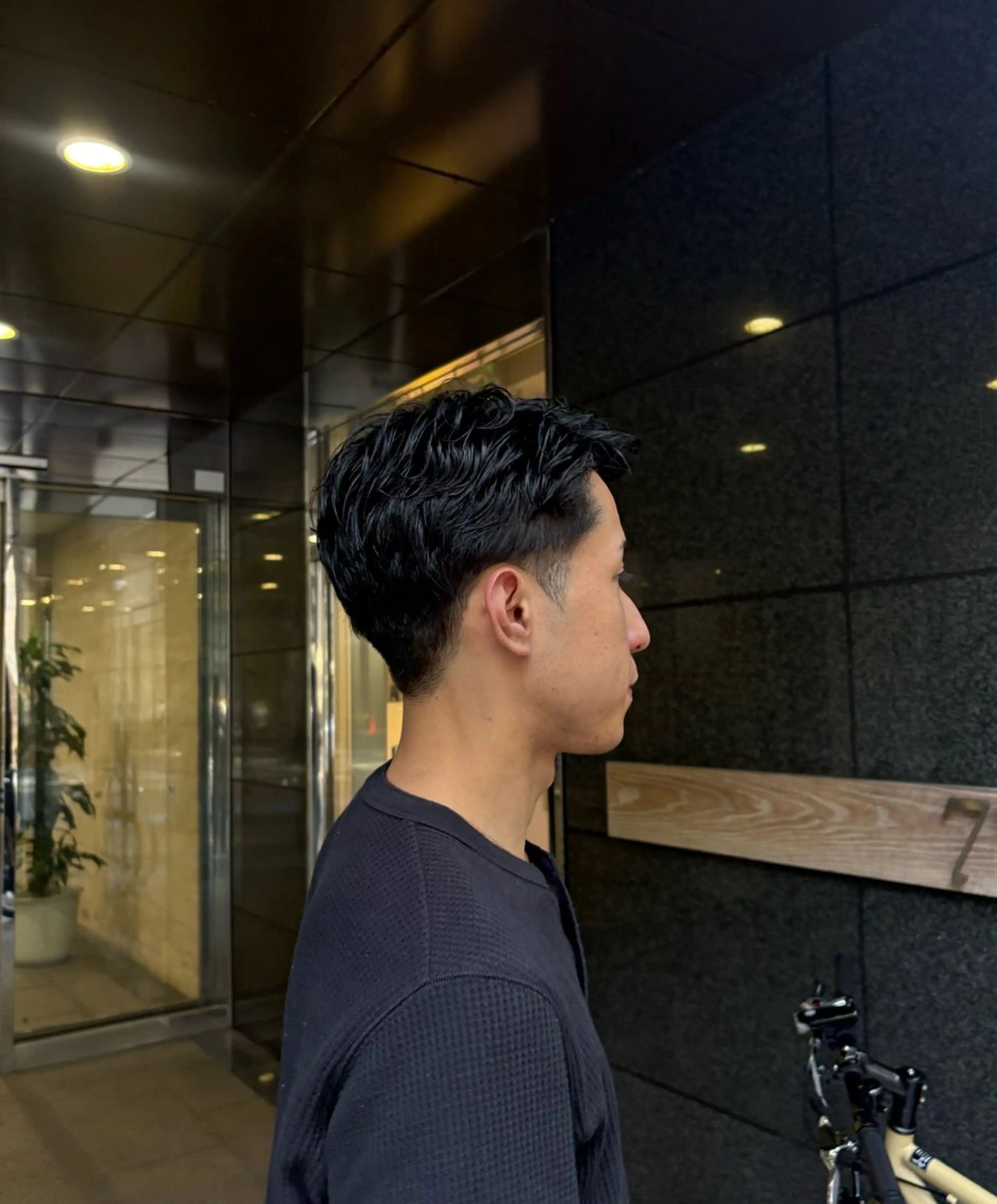 メンズ カット パーマ まみ/レイヤーカット /暖色カラーのヘアスタイル