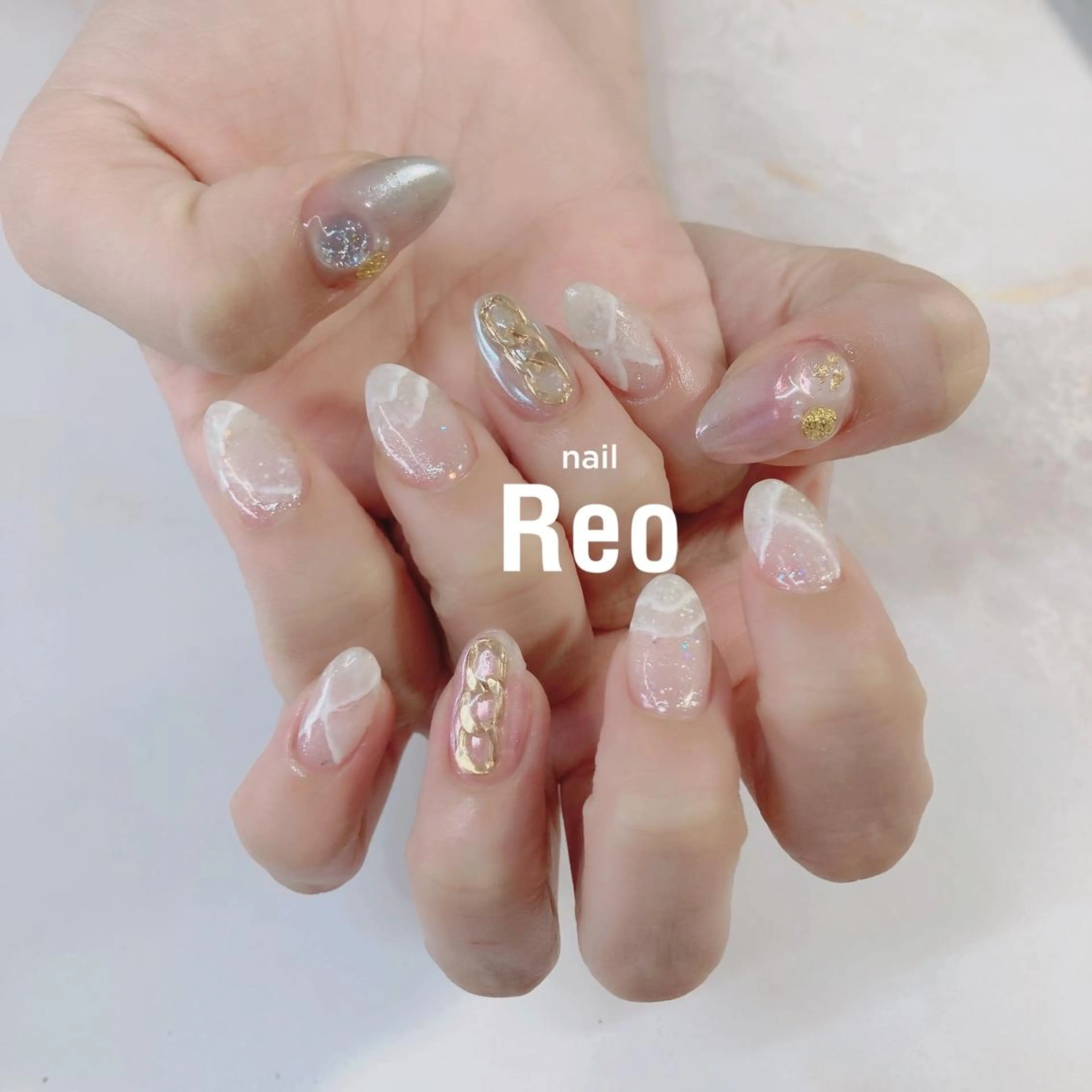 ミディアム ネイル Reonail 💕Kana💕のネイルデザイン