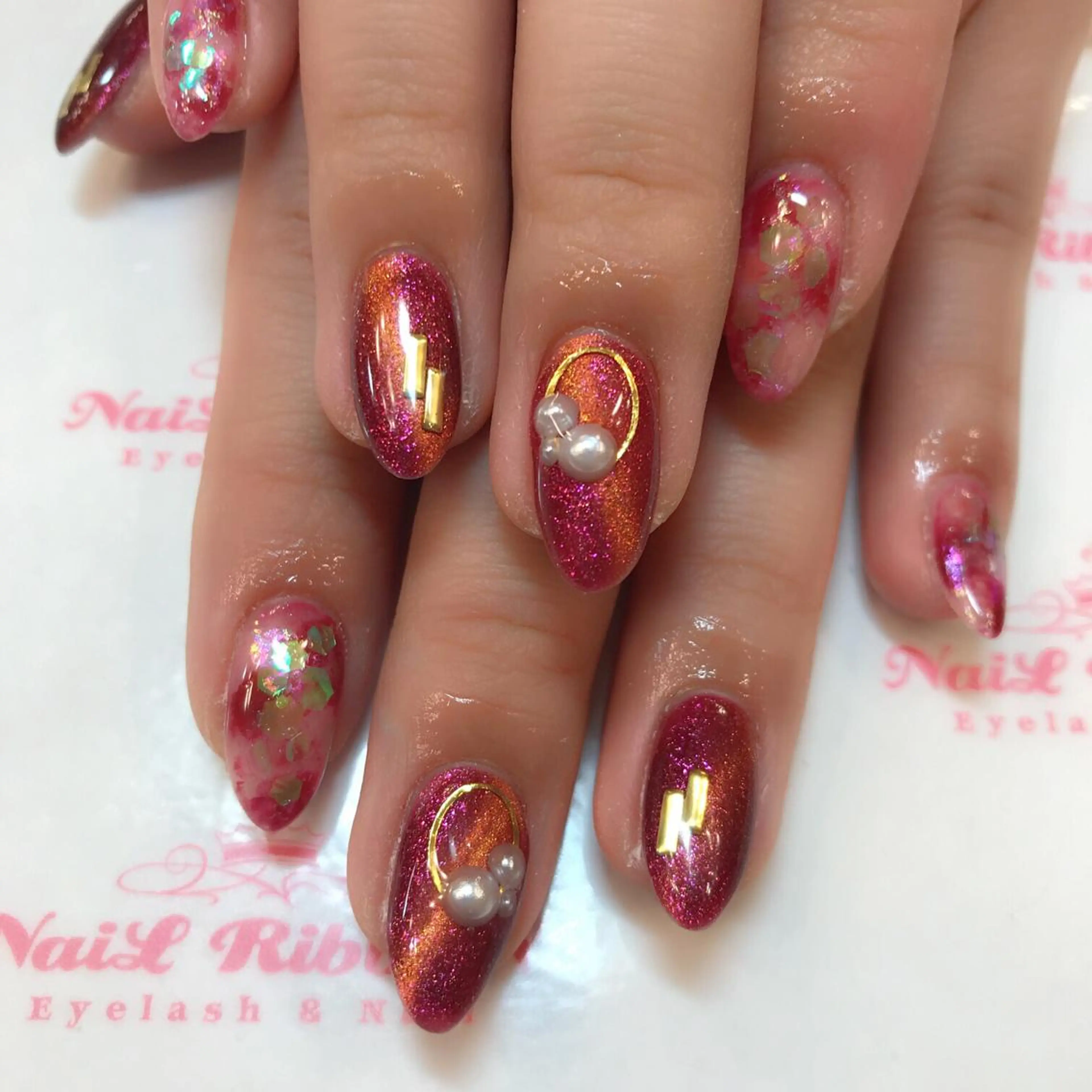 ネイル ネイルリボン 受付スタッフのネイルデザイン