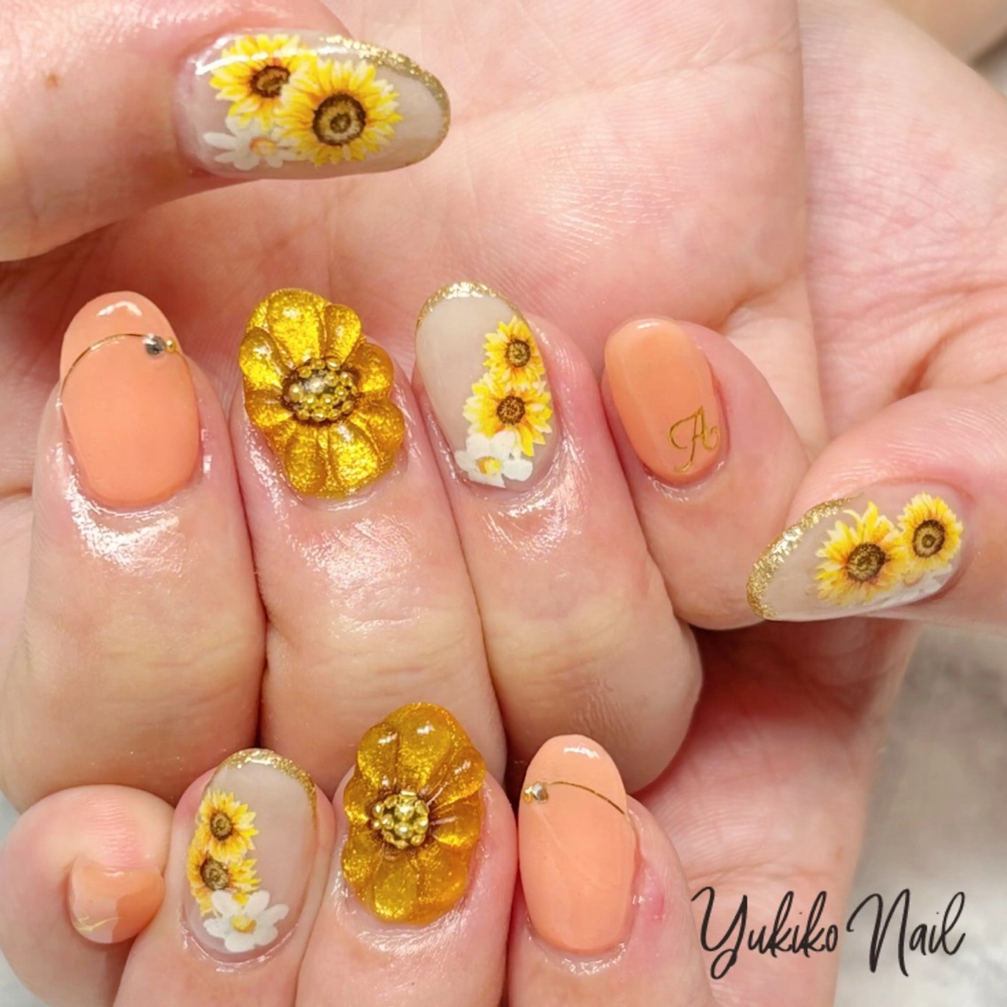 ネイル フラワーネイル ゴージャス オレンジ ぷっくりネイル 夏ネイル ユキコ ネイルのネイルデザイン