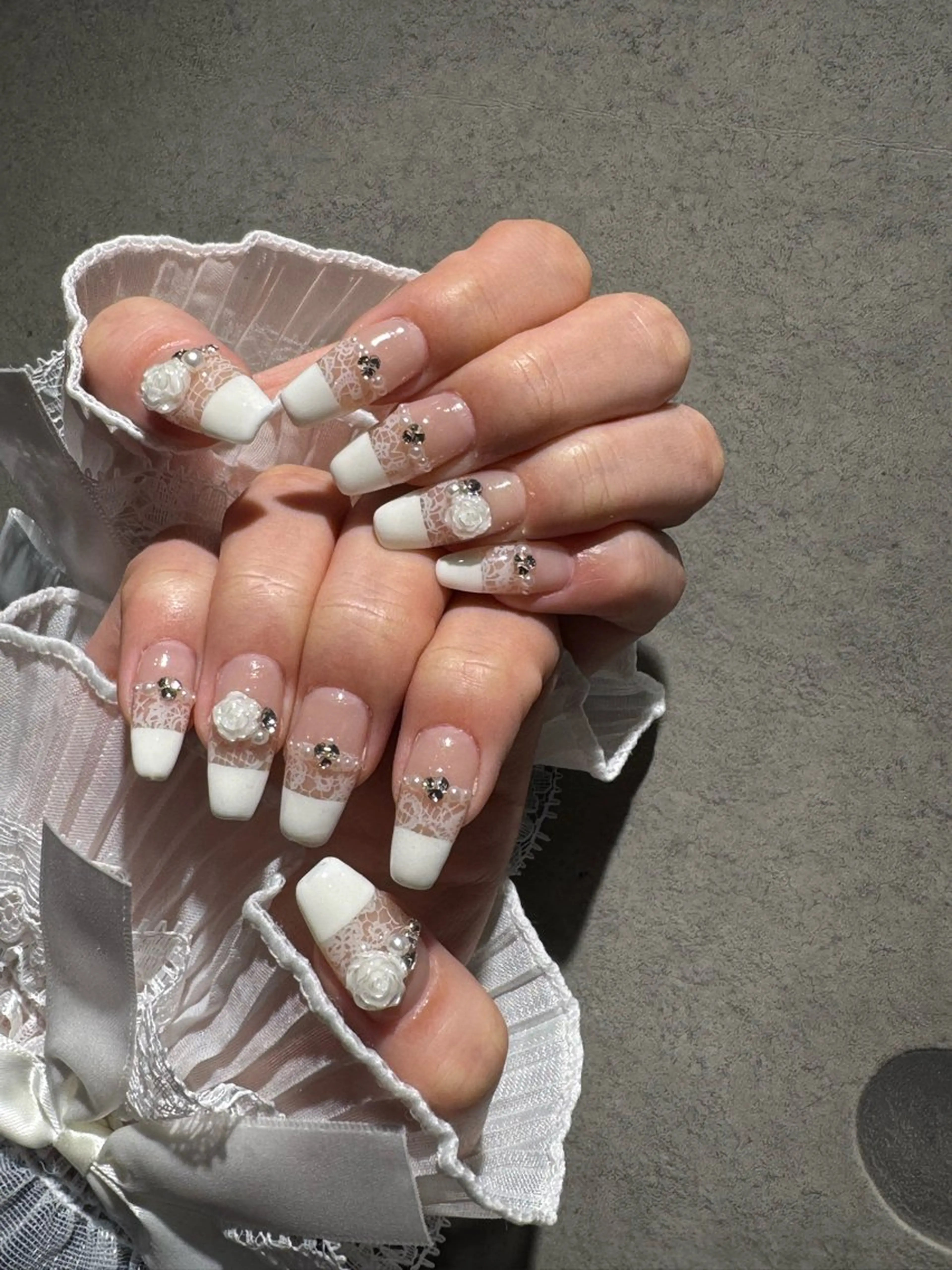 ネイル I-nailロング /ワンホン/キラキラのネイルデザイン