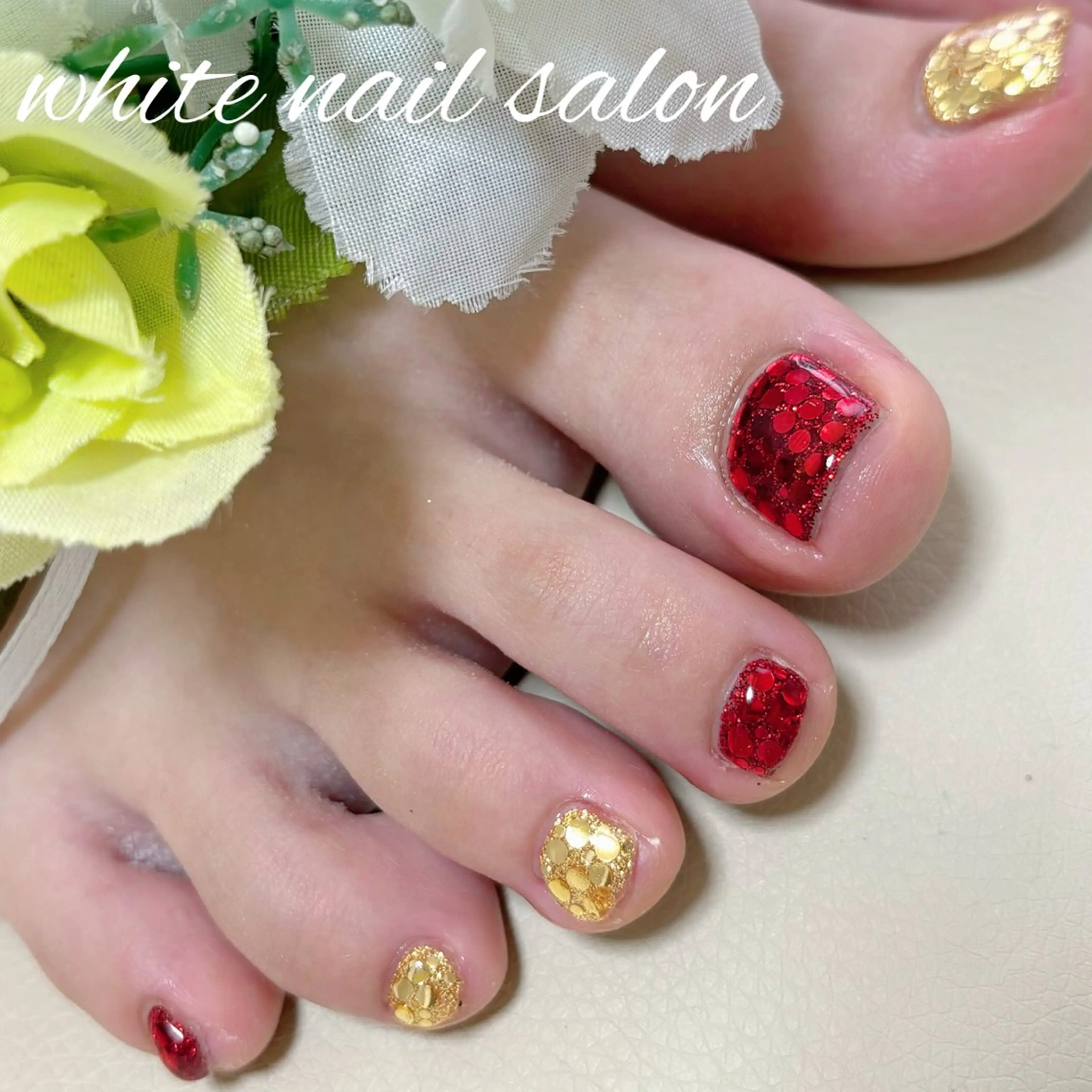 ネイル ホワイト フットネイル white nail salonのネイルデザイン