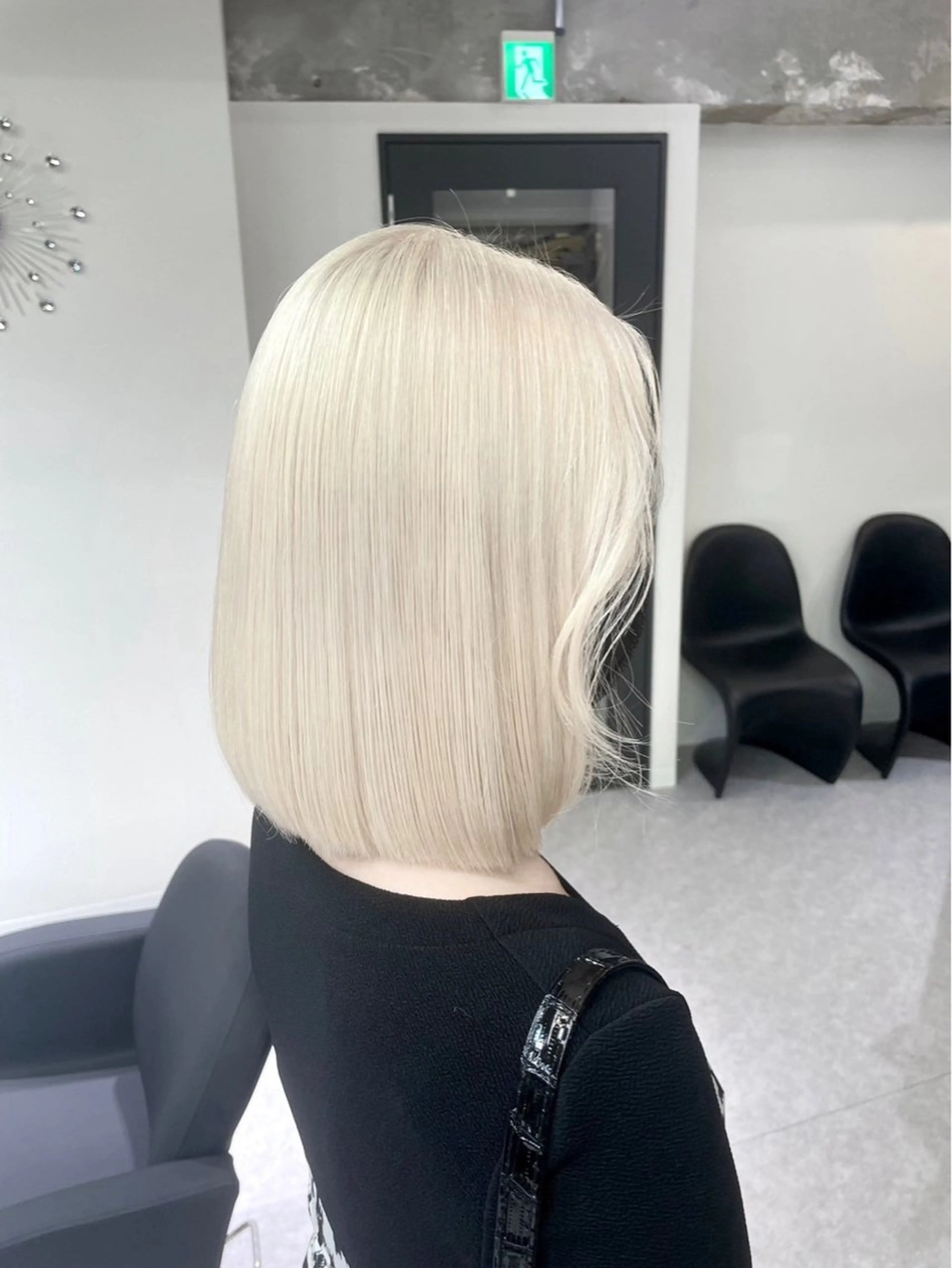 ミディアム カラー ベージュカラー ブリーチ ブロンド ケアブリーチ ダブルカラー カットモデル様無料 💎saaya💎のヘアスタイル