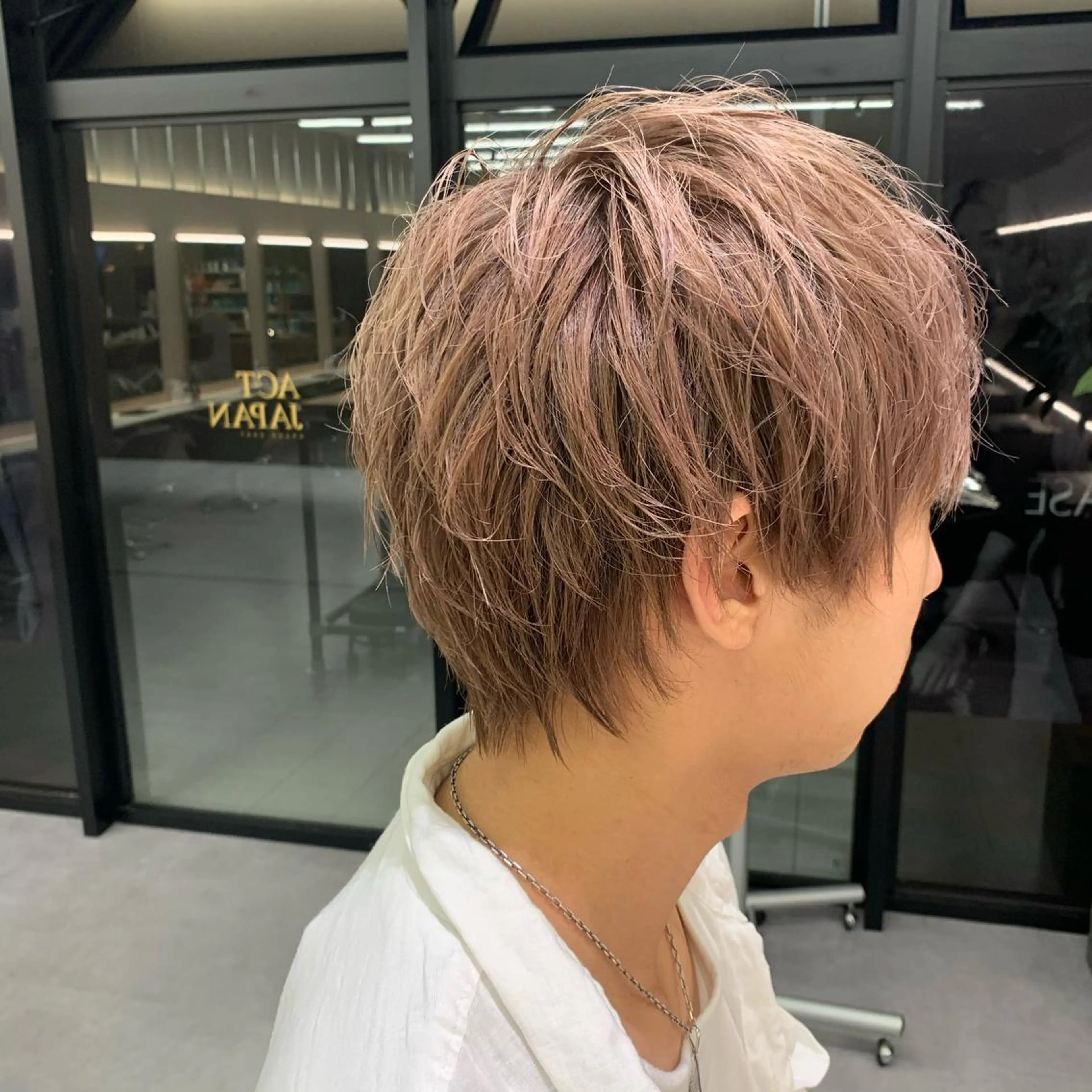 ショート メンズ マッシュ レイヤーカット ＳＨＵ ＮＴＡのヘアスタイル