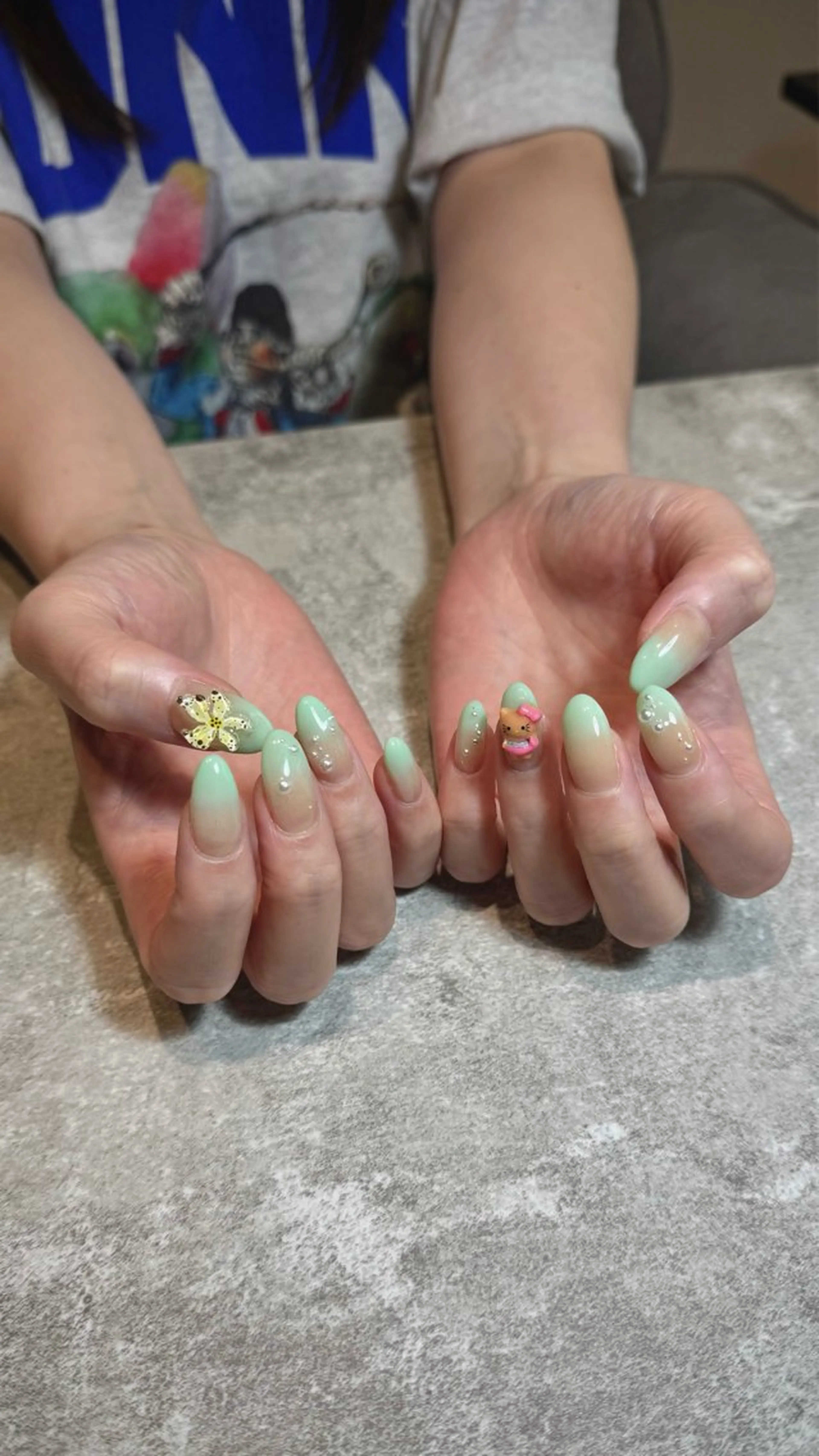 ネイル ハンドネイル nail moanaのネイルデザイン