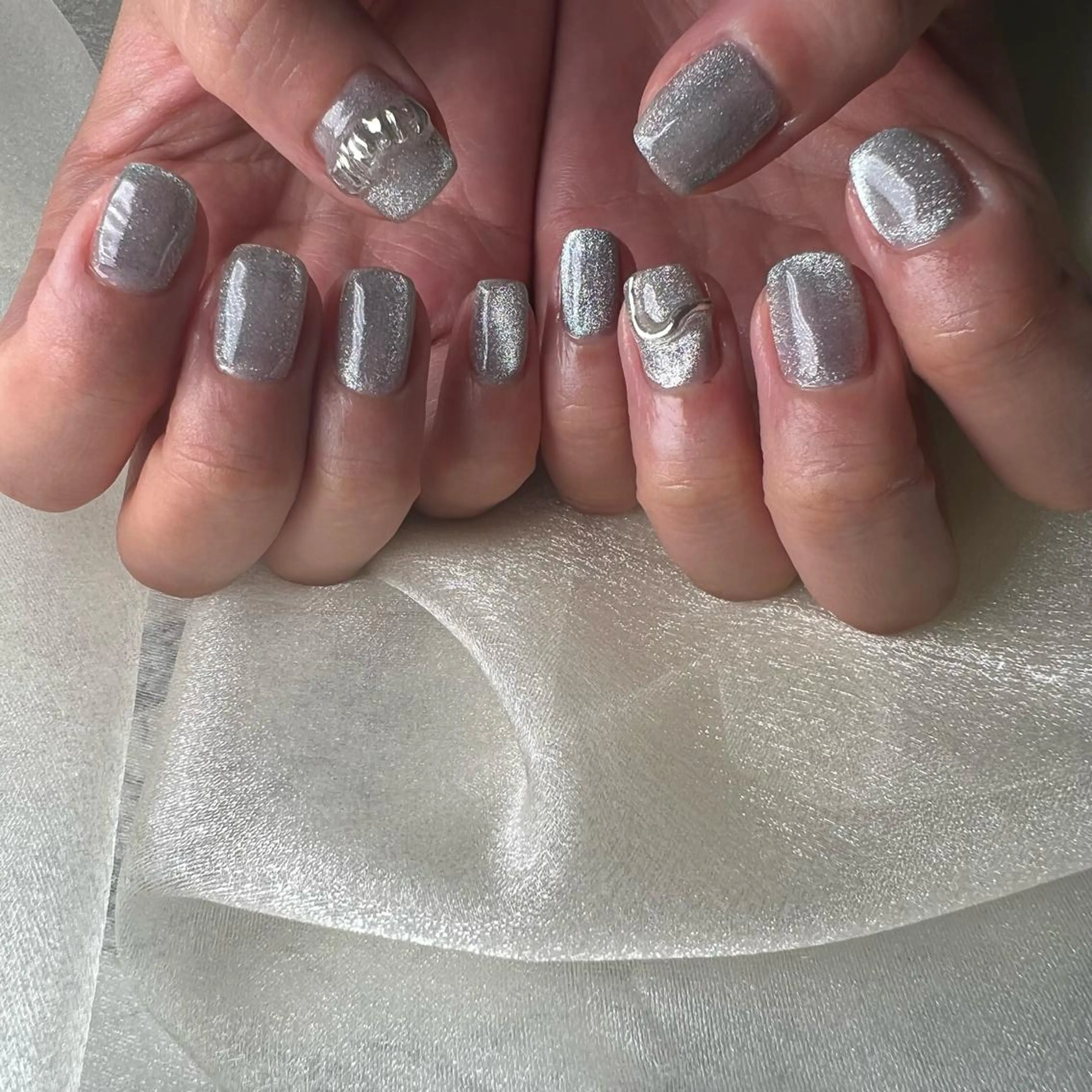 ネイル ジェルネイル 氷ネイル・うるうるネイル マグネットネイル ミラーネイル ニュアンスネイル You kyehwaのネイルデザイン