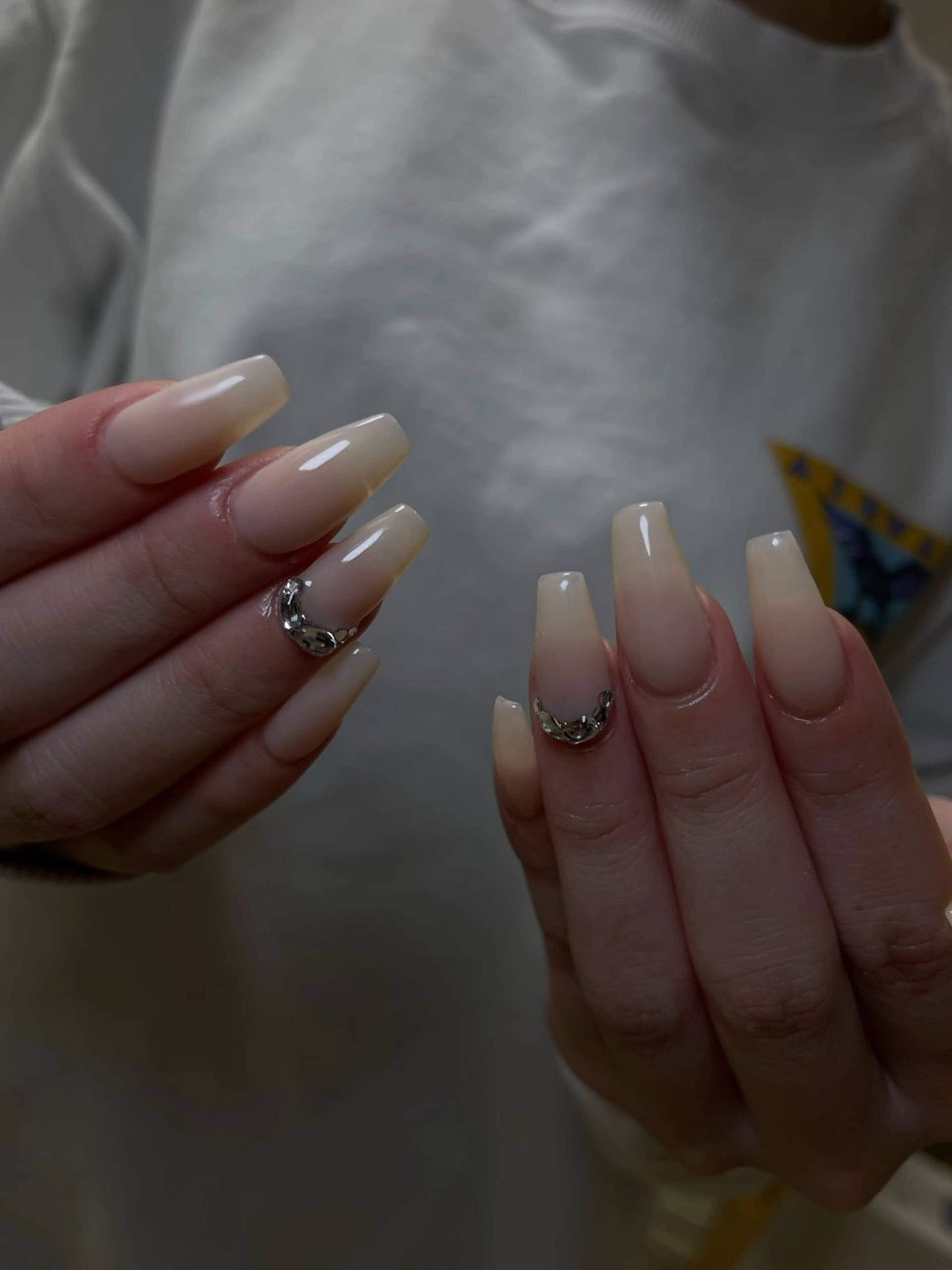 セミロング めぐみのネイルサロン スタッフ練習のネイルデザイン