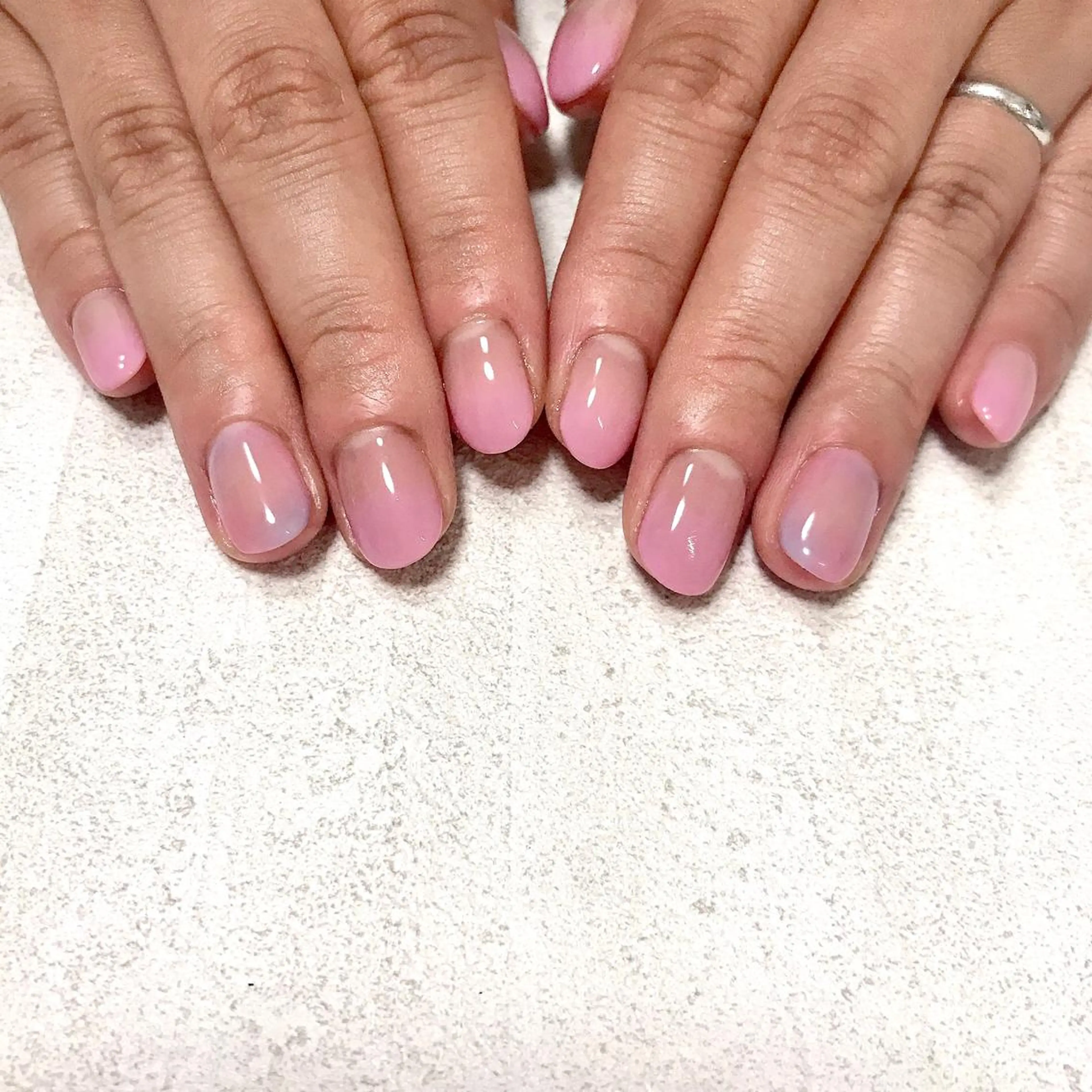 ネイル グラデーション オフィスネイル ピンク シンプルネイル ステラ marikominoのネイルデザイン