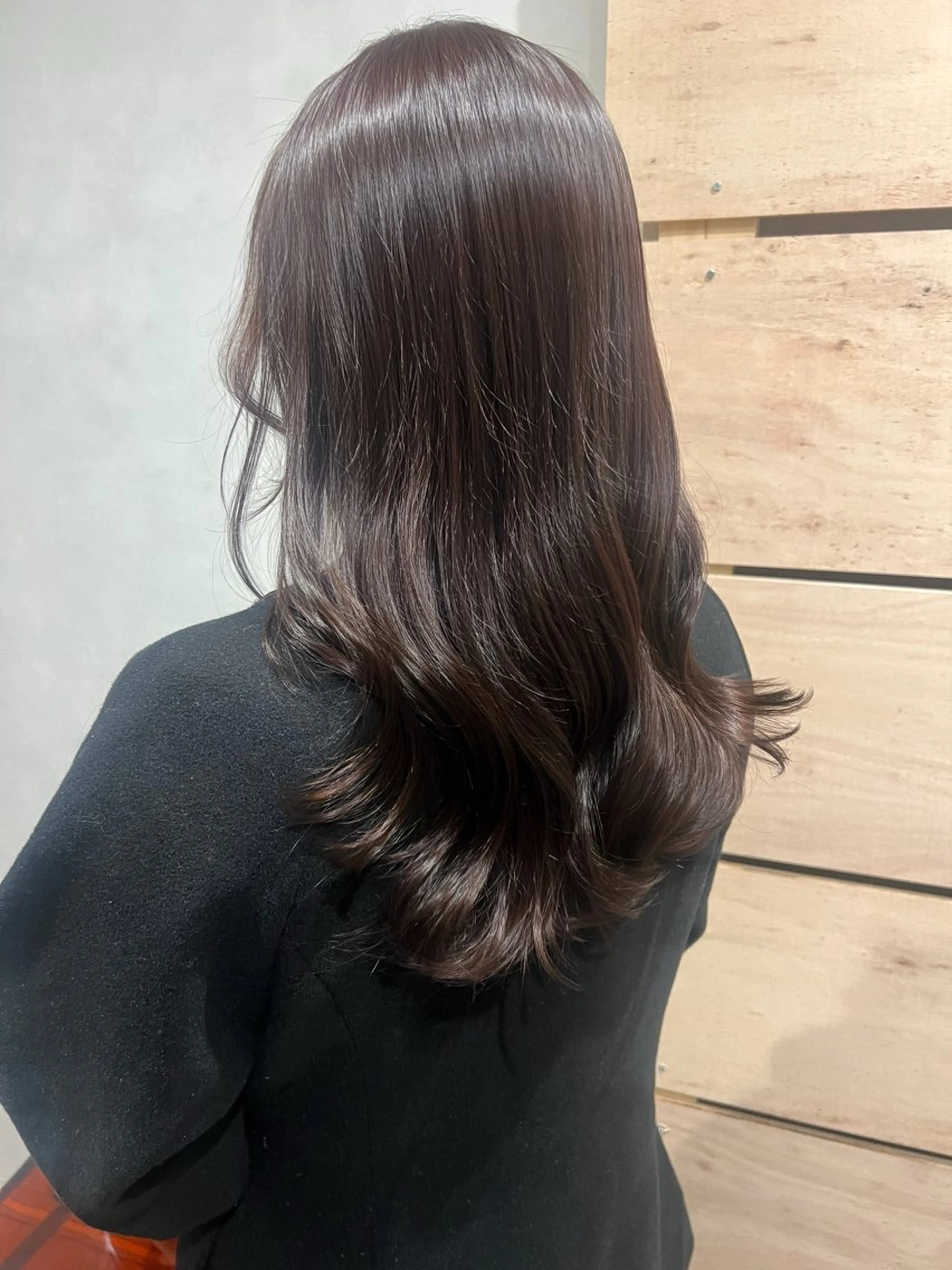 セミロング ラベンダーブラウン 住 なつきのヘアスタイル