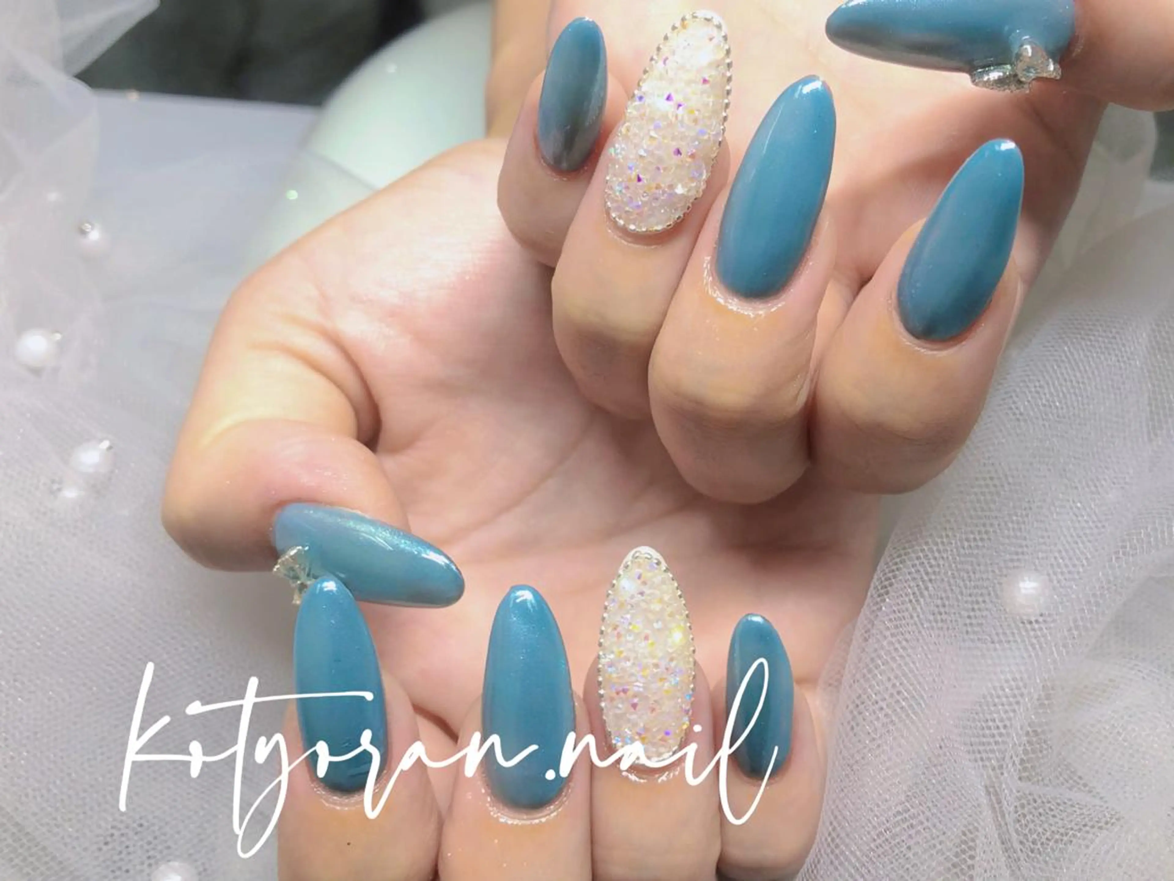 ネイル ハンドネイル Mona【パラジェル ・長さ出し専門店】のネイルデザイン