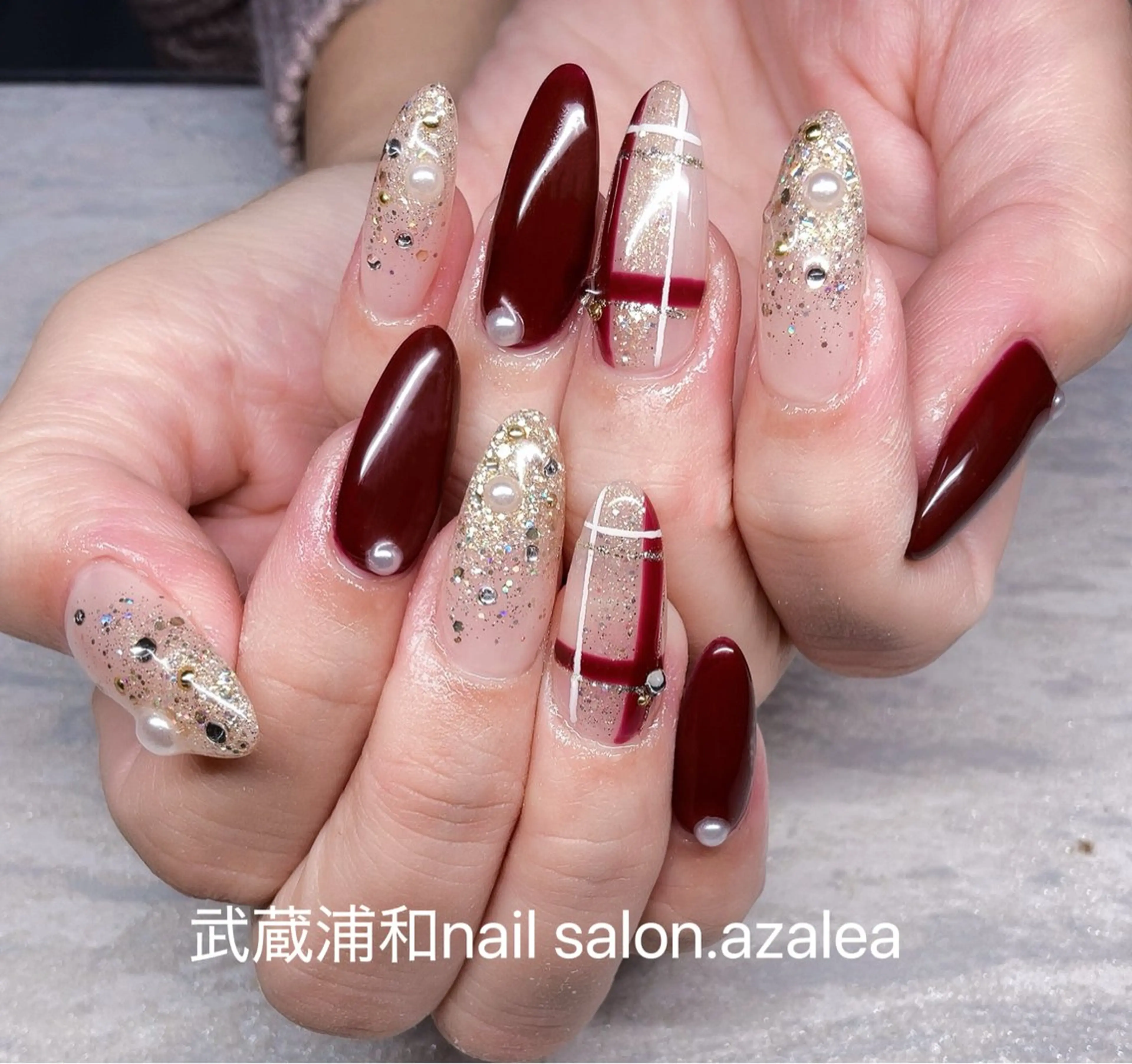 ネイル ハンドネイル R inのネイルデザイン