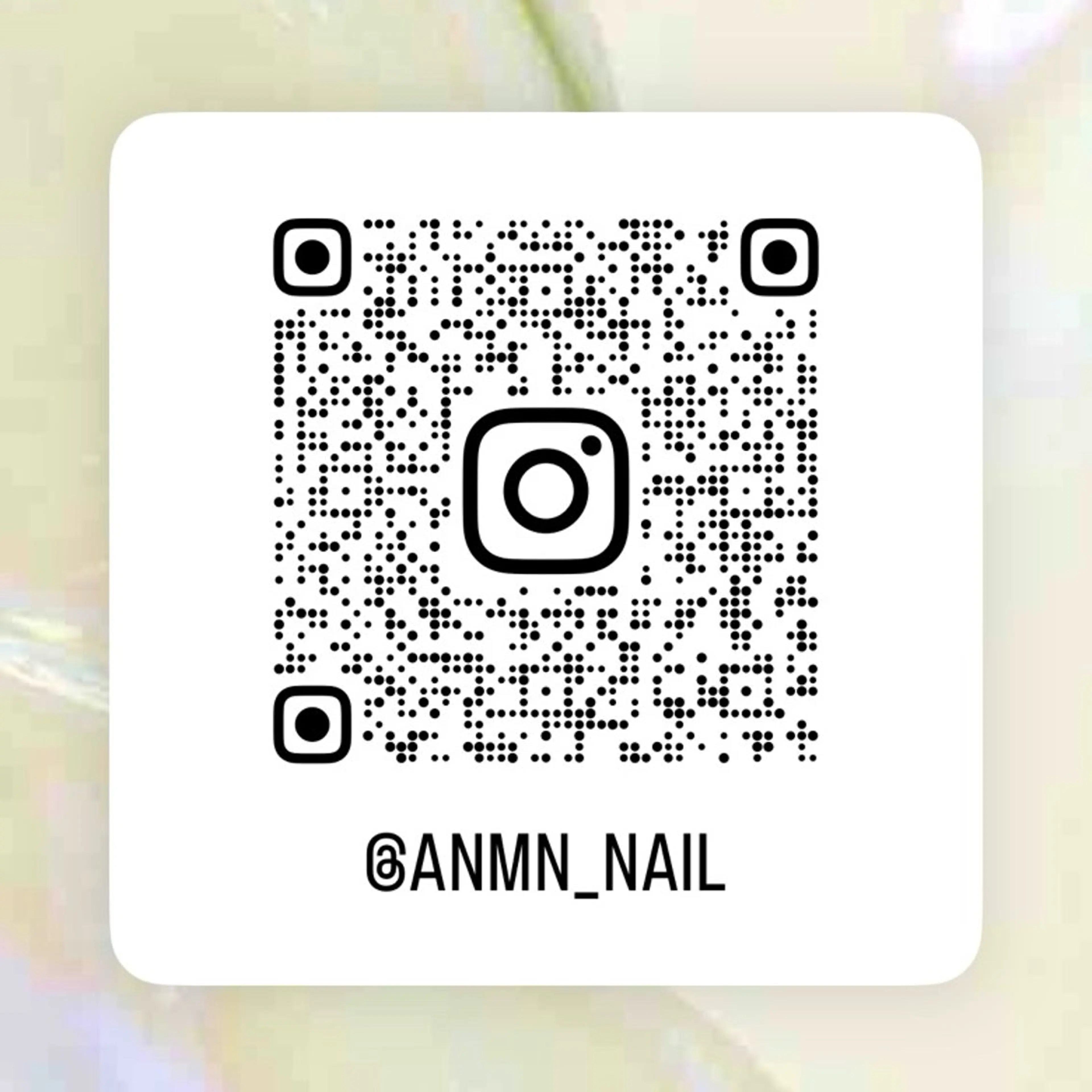 ネイル AneMone Lisaのネイルデザイン