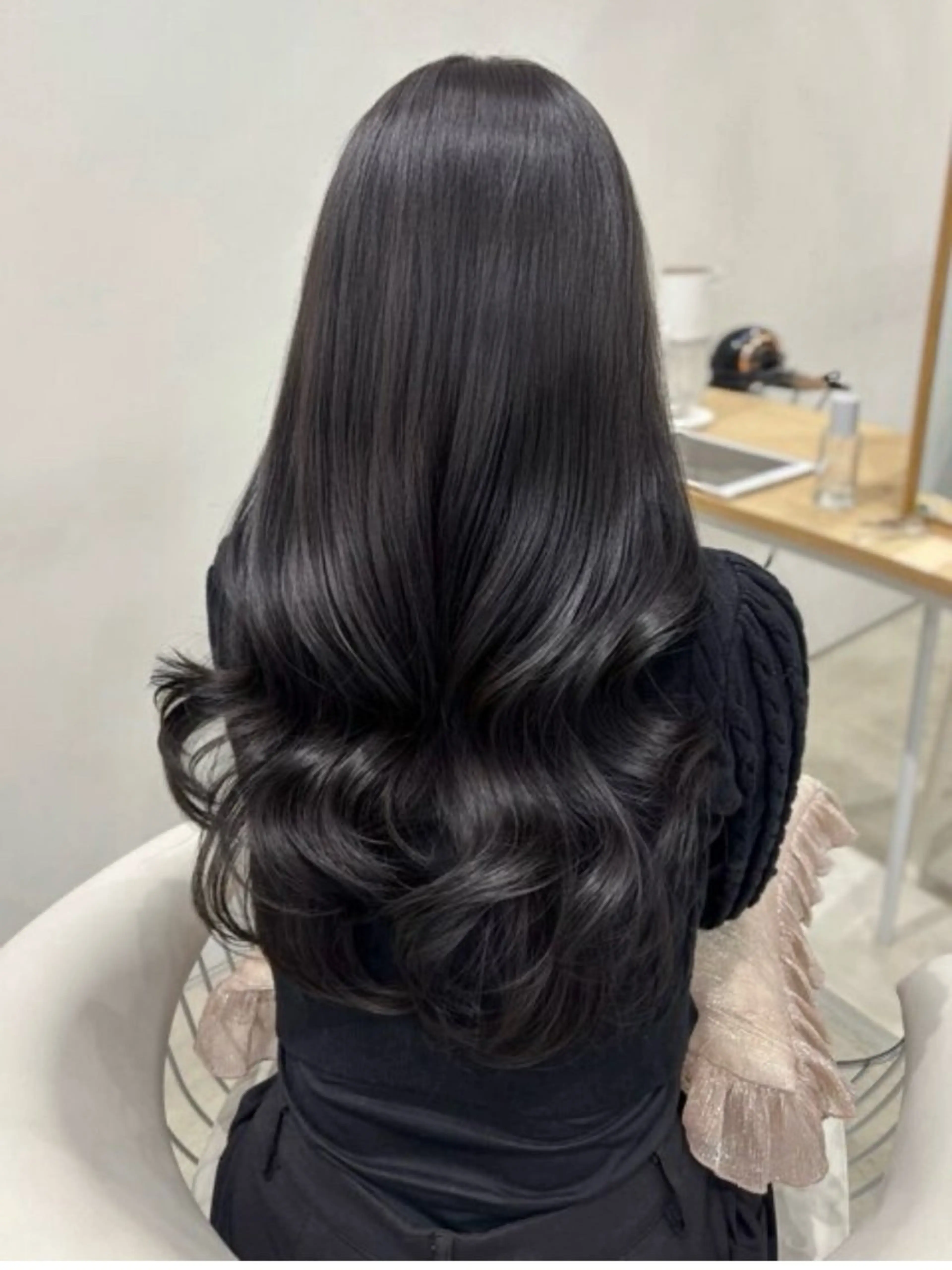 ロング カラー カット ヘアカラー トリートメント mana /韓国風レイヤーのヘアスタイル