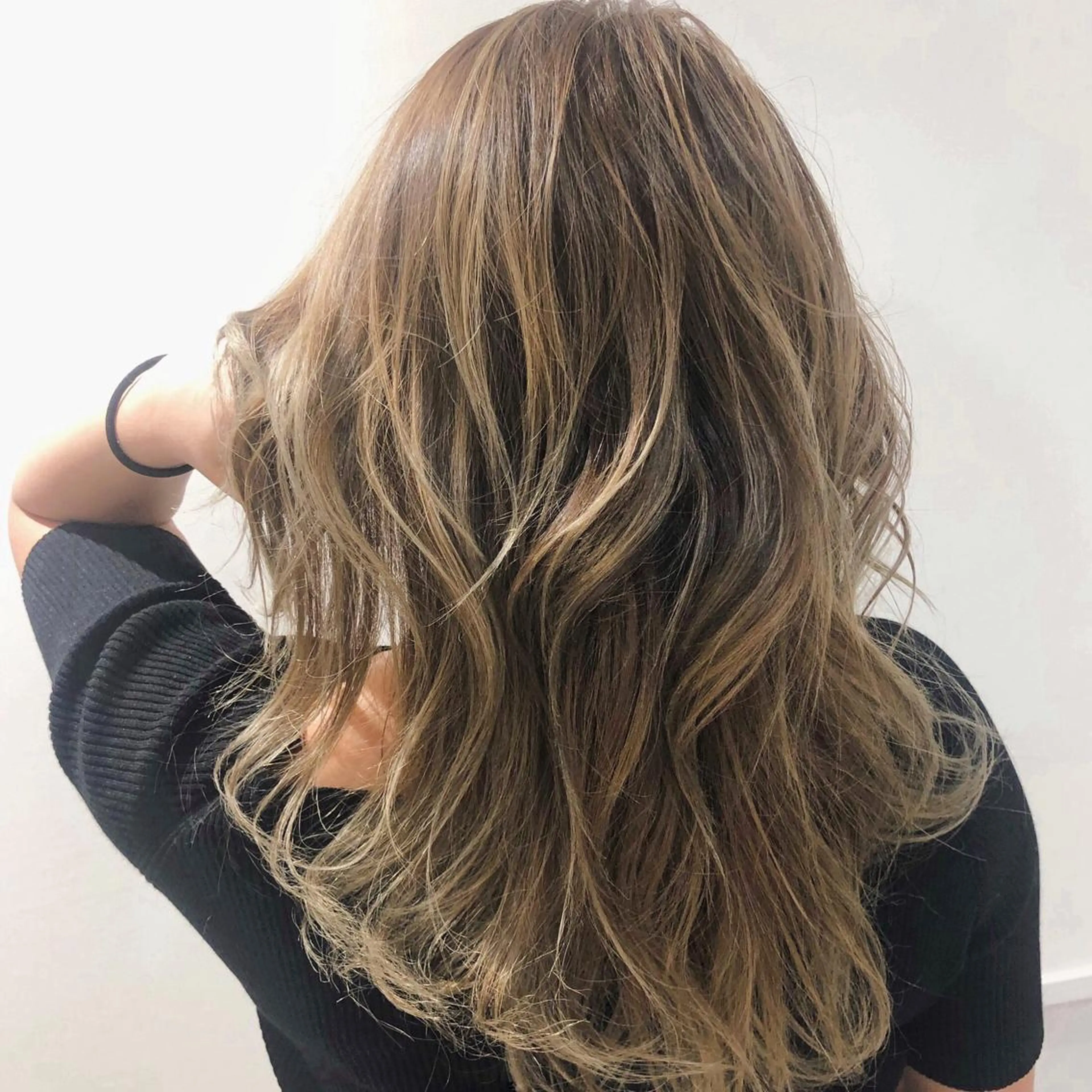 セミロング ハイライト ノアヘアデザイン町田店所属・似合わせボブ特化 mayaのヘアスタイル