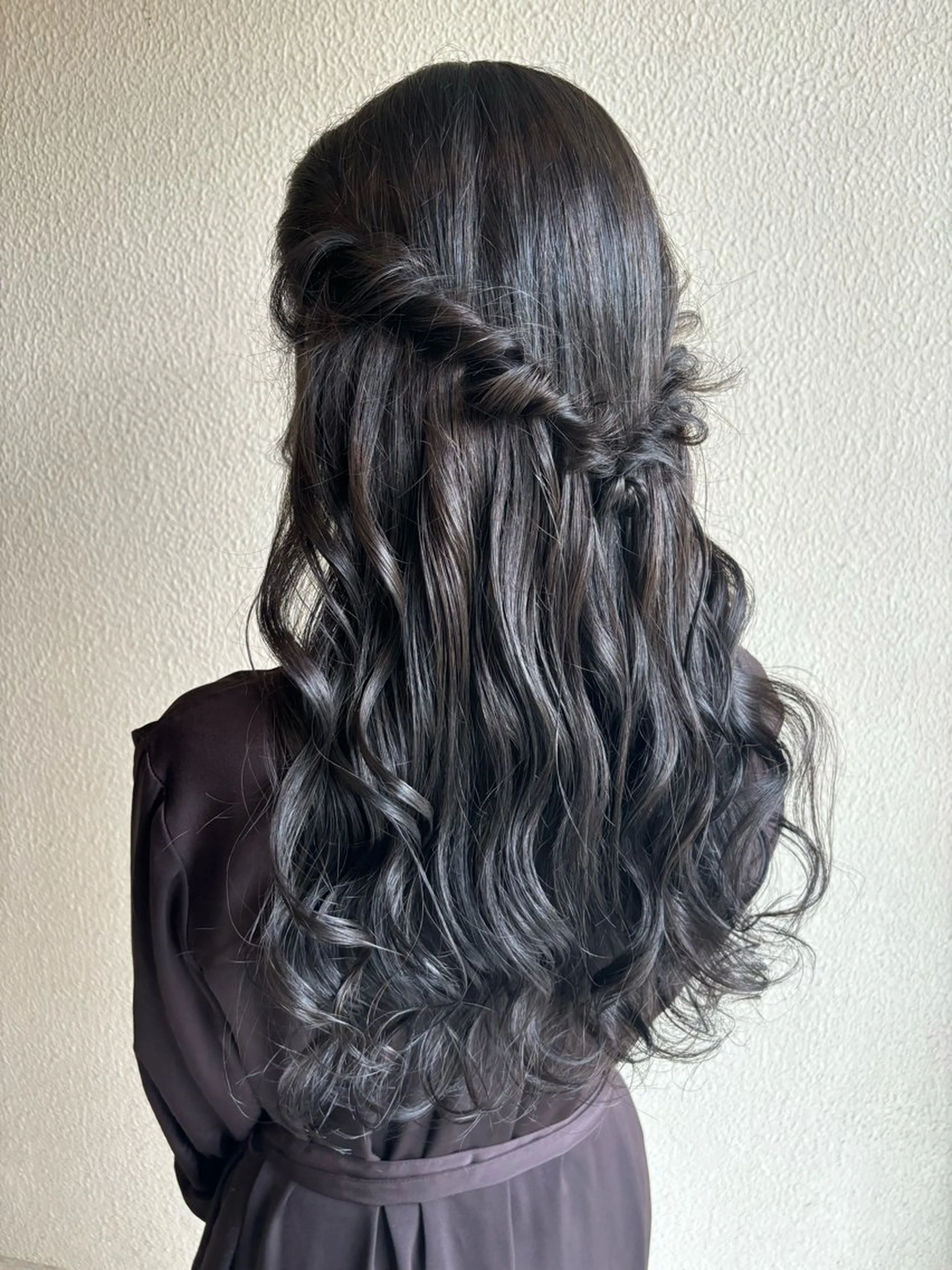 ロング ヘアアレンジ ハーフアップ ヘアセット 森岡 紗羽のヘアスタイル