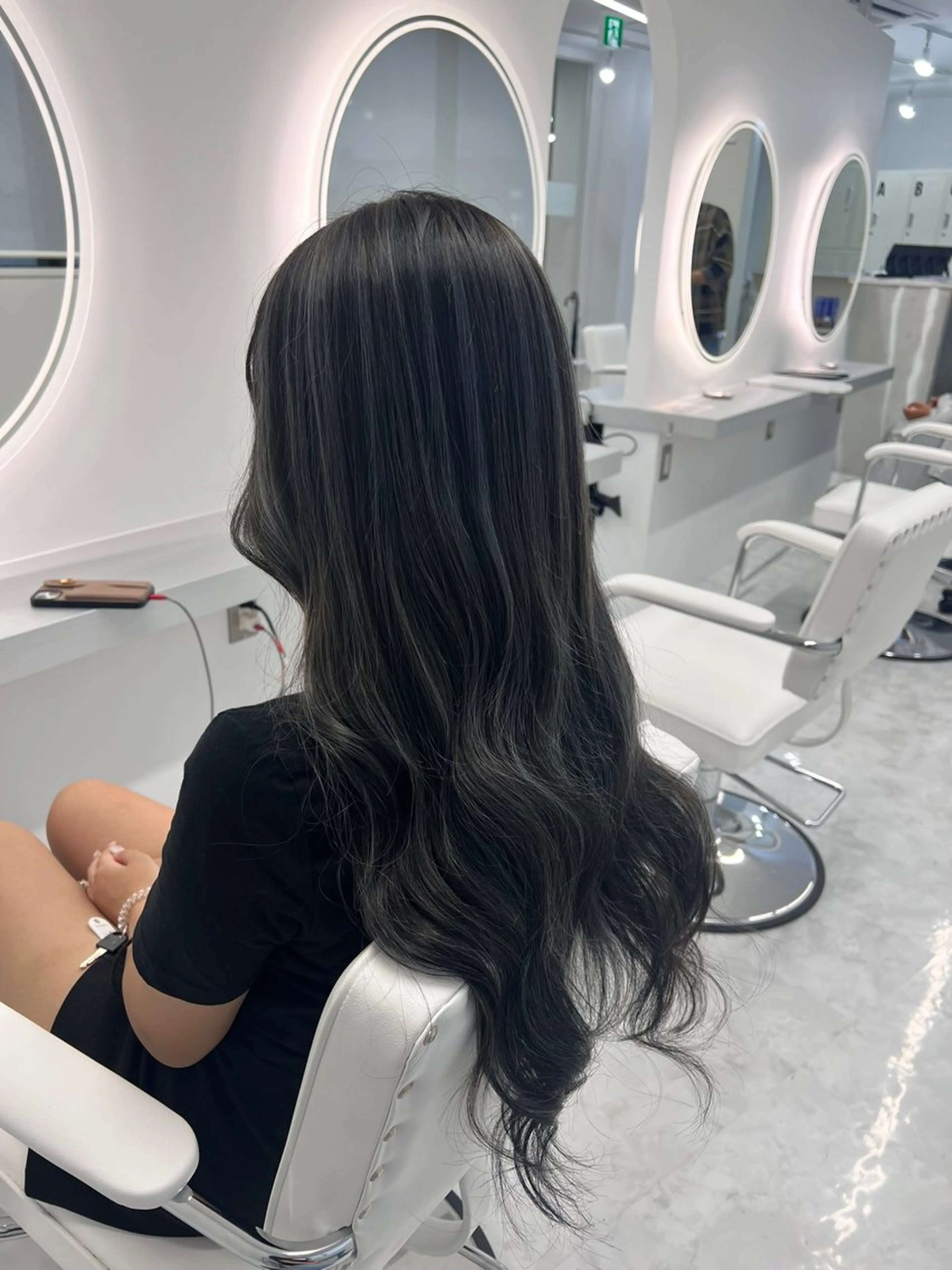 ロング カラー ダブルカラー 髪質改善 レイヤーカット トリートメント カット ヘアカラー トリートメント 🌿海山龍馬🌿前髪 /顔まわり/レイヤーのヘアスタイル