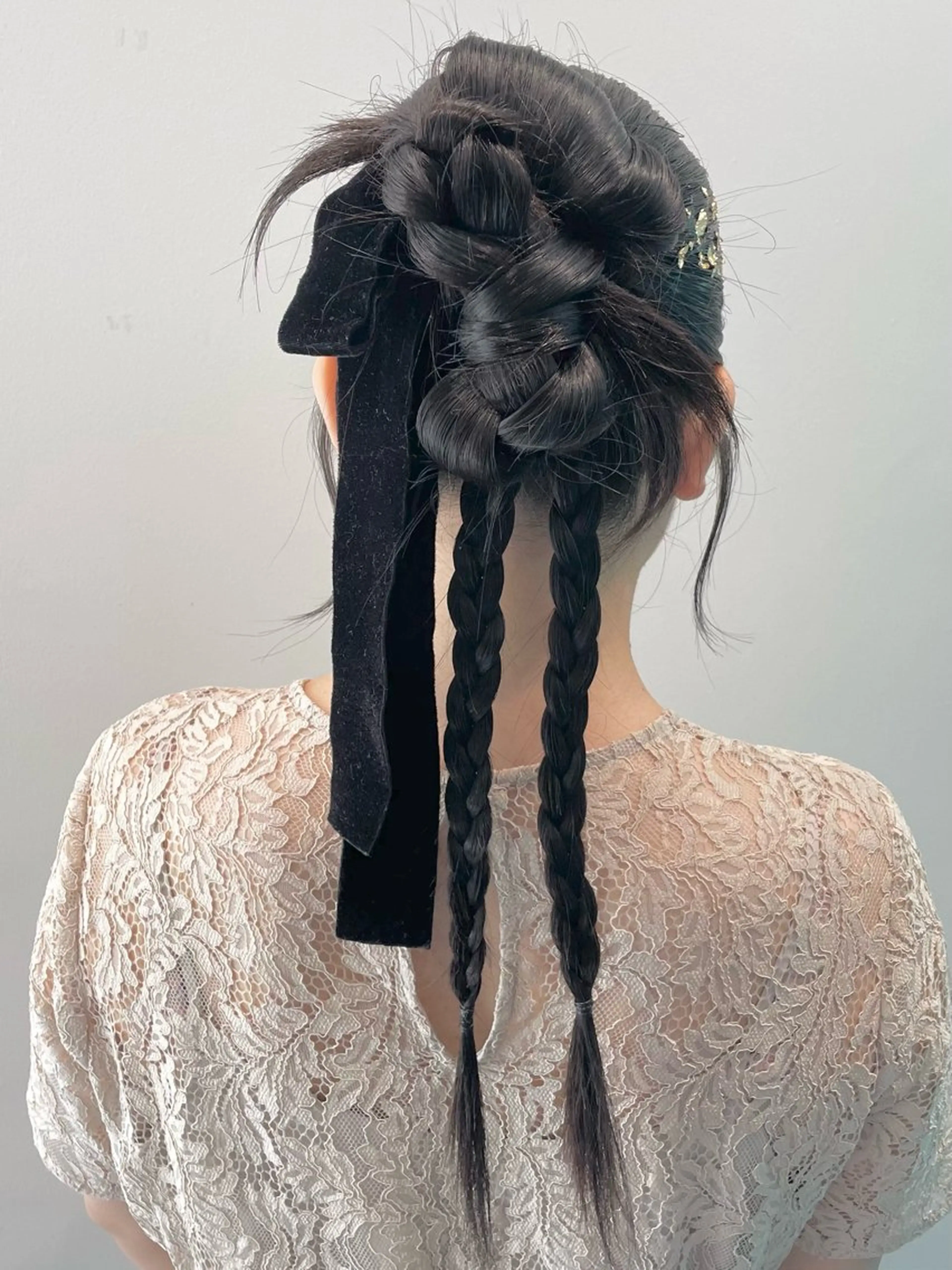 ロング ヘアアレンジ ボブ 髪質改善 レイヤーカット 縮毛矯正 トリートメント ヘアセット LUCK 本厚木店のヘアスタイル