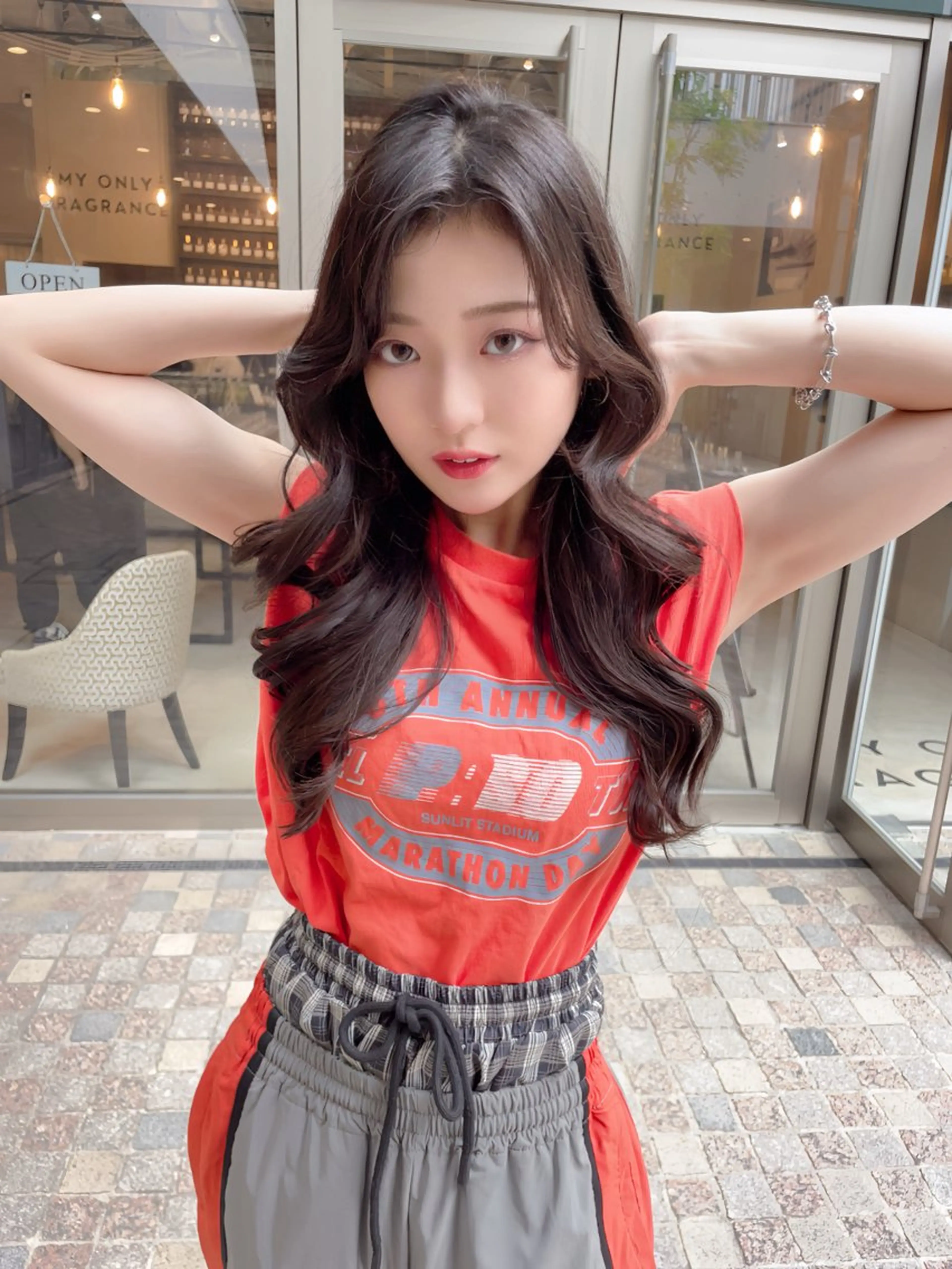 ロング 顔周りカット 髪質改善 韓国風ヘア レイヤーカット 小顔カット ムラ修正ブリーチ 山田眞之介のヘアスタイル