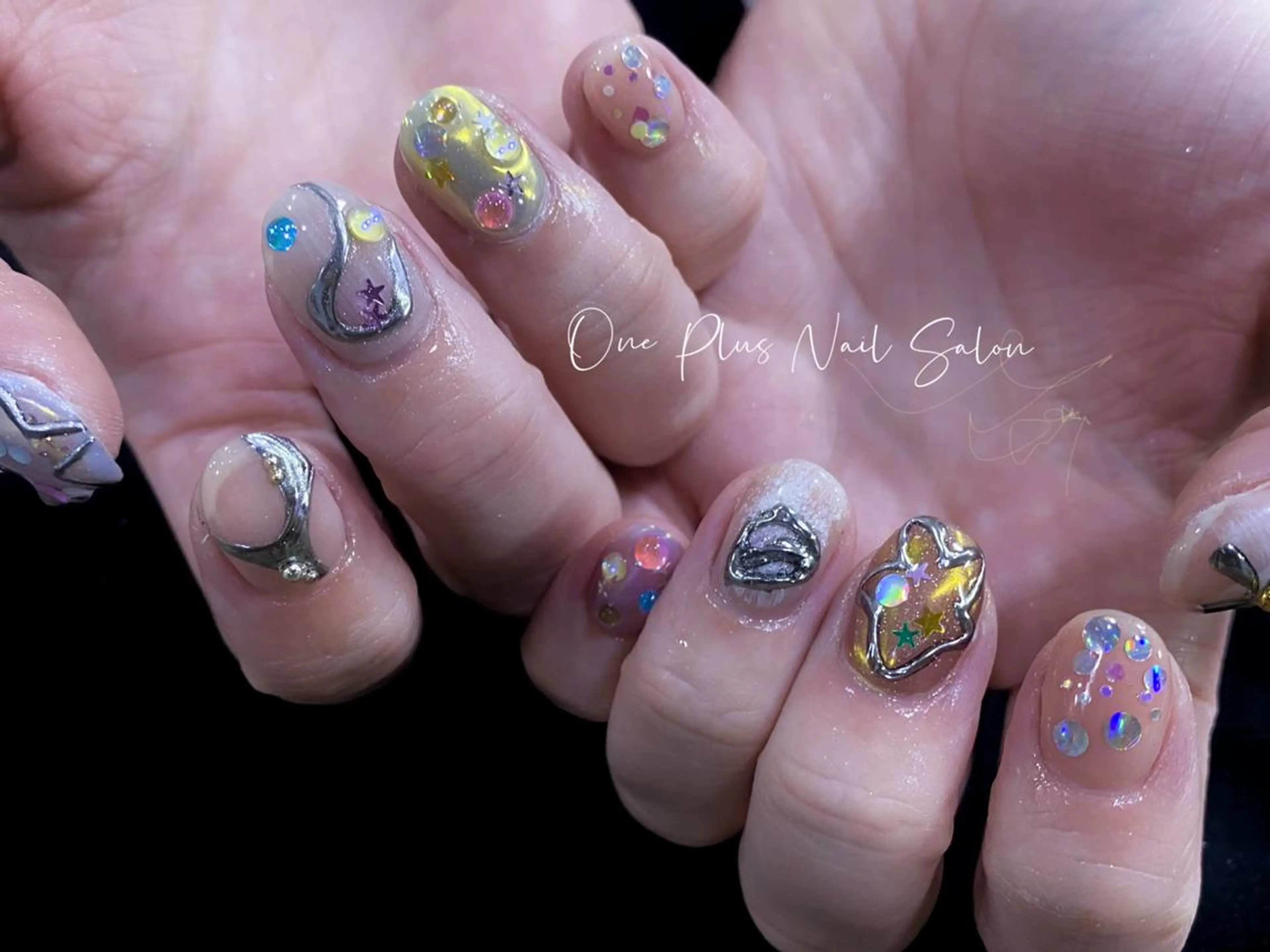 ネイル アートネイル 長さ出し ガーリー ハート キラキラネイル One Plus キキのネイルデザイン