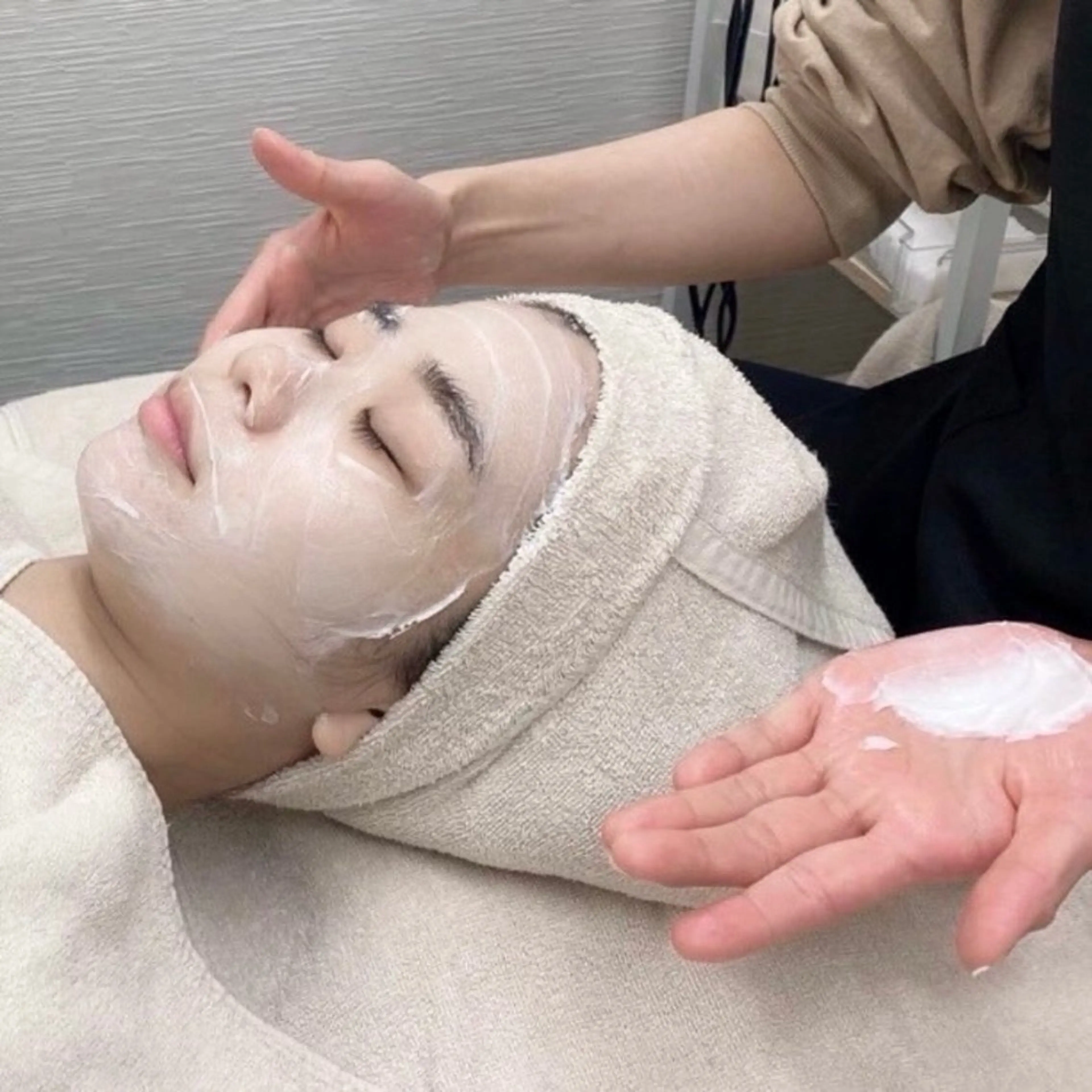 むくみ小顔🌼リンパデトックスマッサージ💆🏻‍♀️ 最新ハイブリッド脱毛チケット付き※全身全顔からパーツを選べる✨の写真