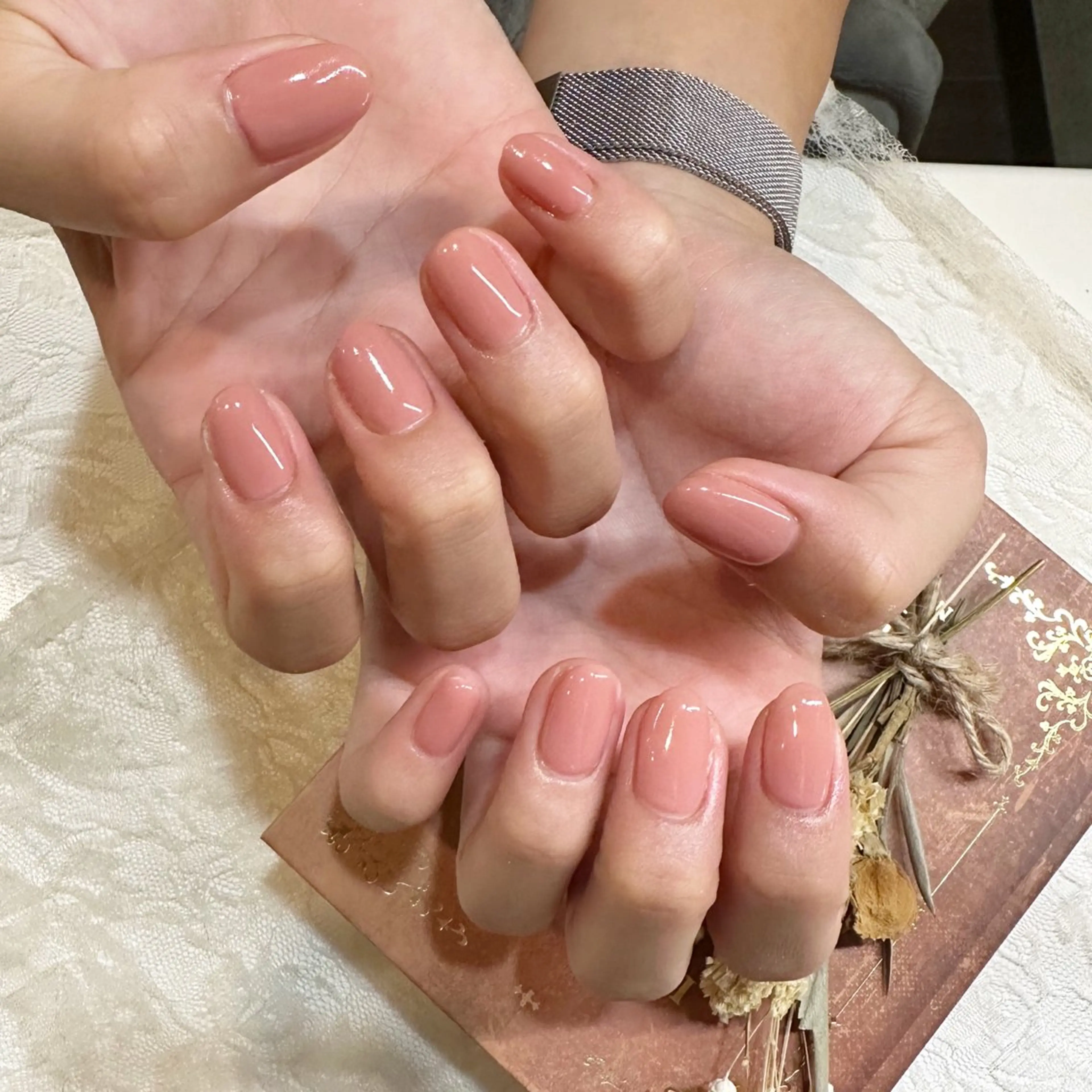 ネイル ワンカラーネイル シンプルネイル nailist yuiのネイルデザイン