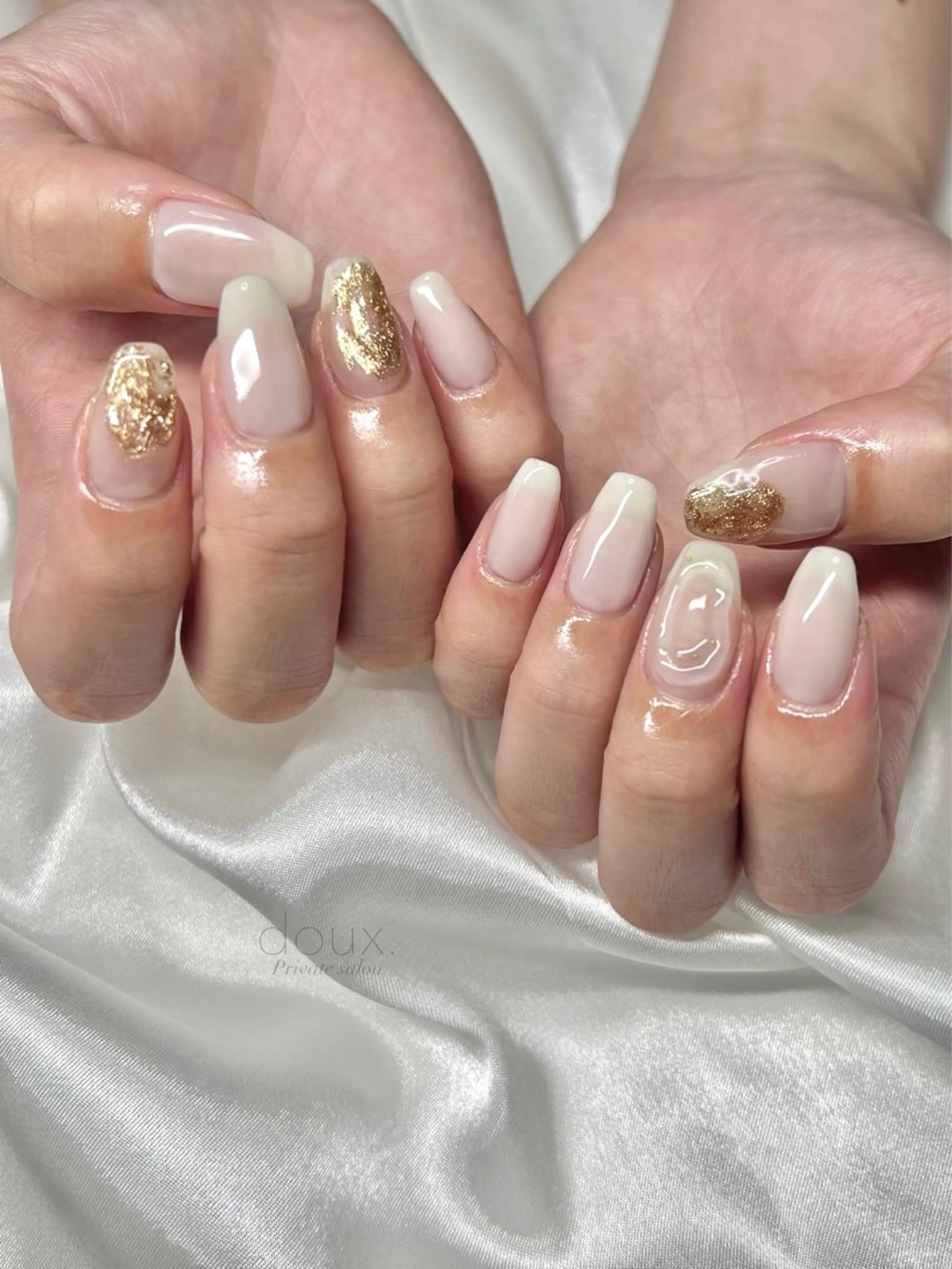 ネイル アートネイル 韓国ネイル ミラーネイル ワンカラーネイル doux. nailのネイルデザイン