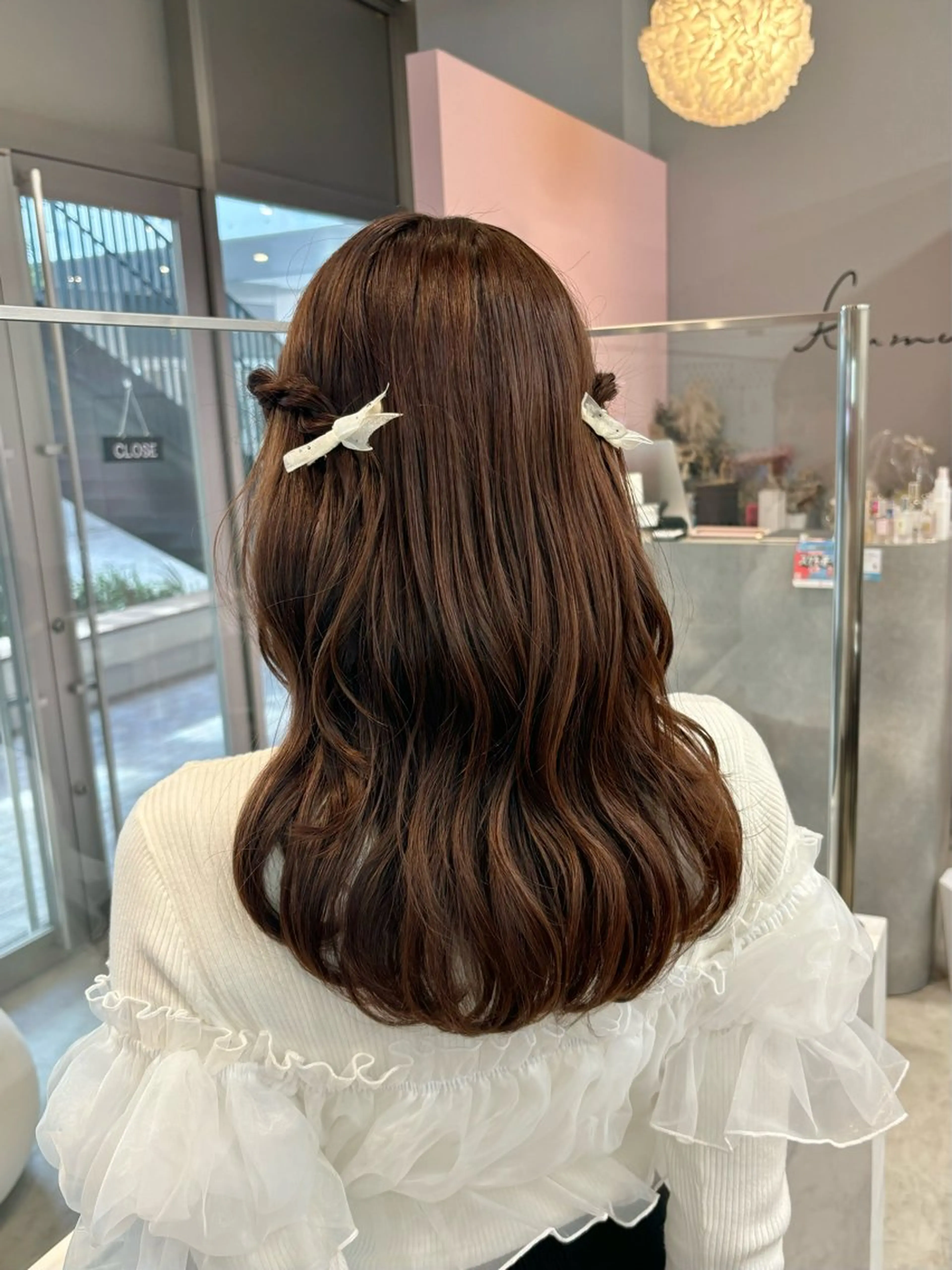 ロング ヘアアレンジ 𝒎𝒐𝒆🩰 名駅/ヘアメ/暖色♡のヘアスタイル