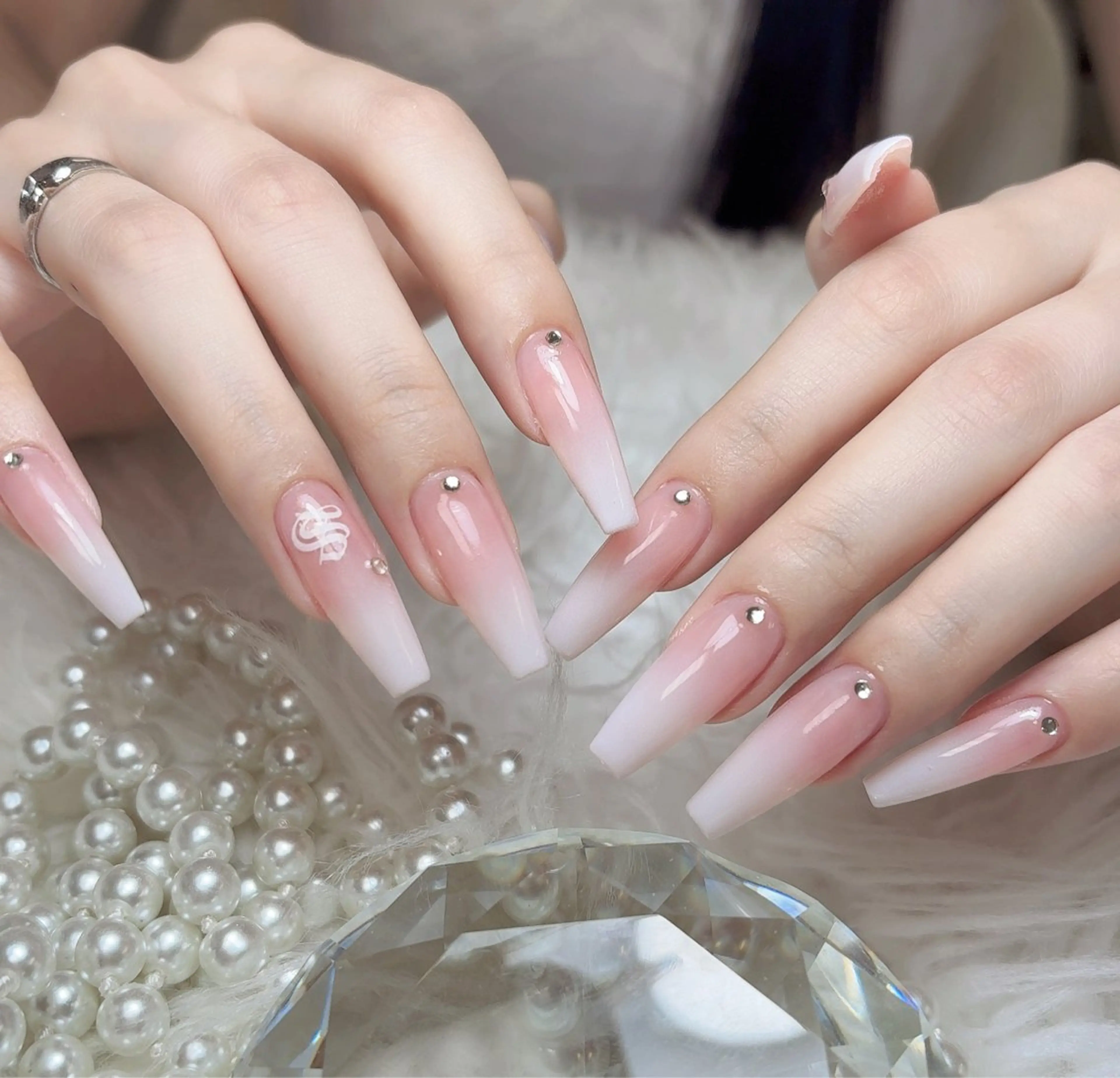 ネイル 🎀Ｍ nails✨ ビューティーのネイルデザイン