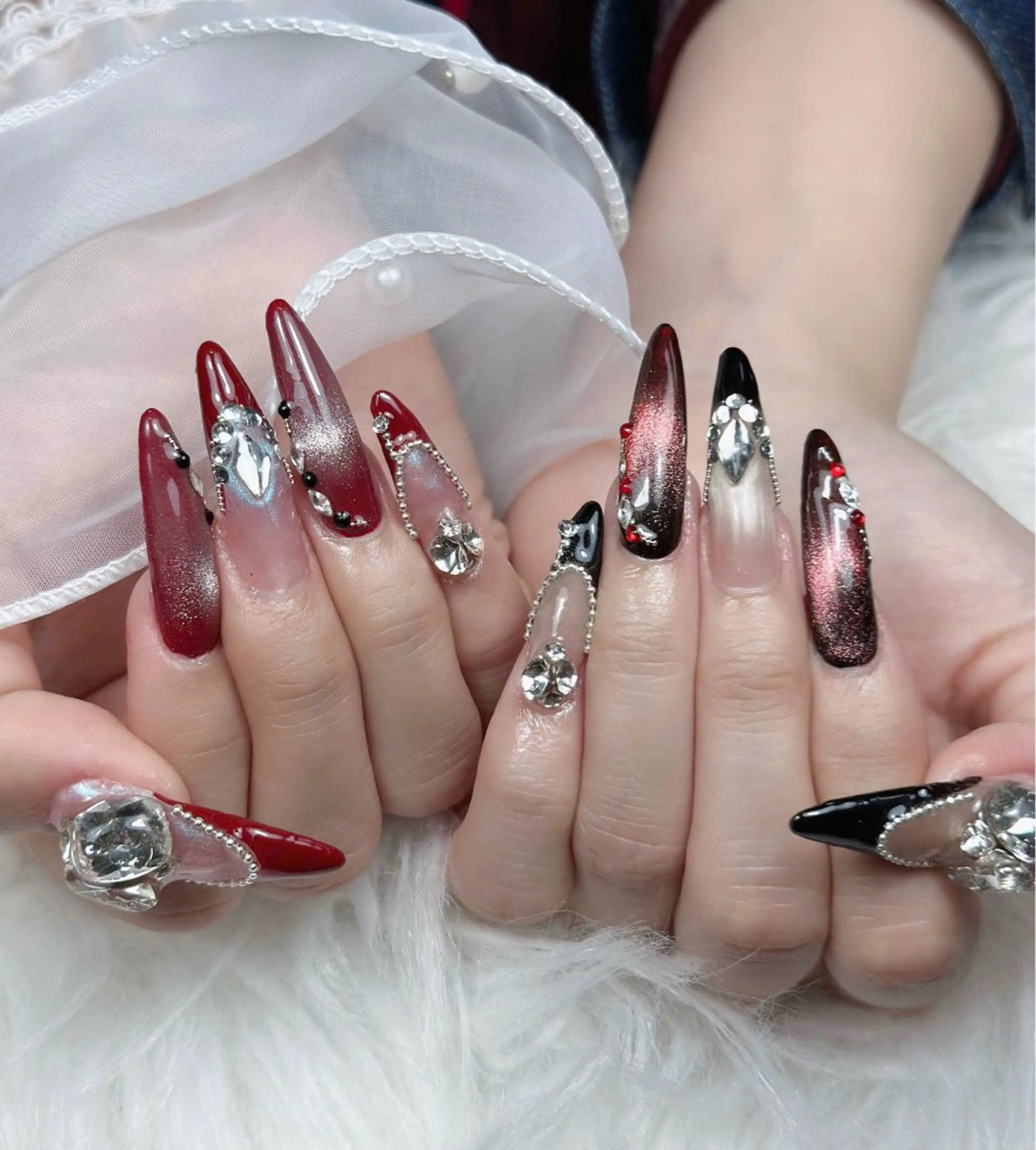 ネイル ボルドー ブラウン チークネイル ドット フットネイル ハンドネイル NAILS BAR SHINJUKUのネイルデザイン