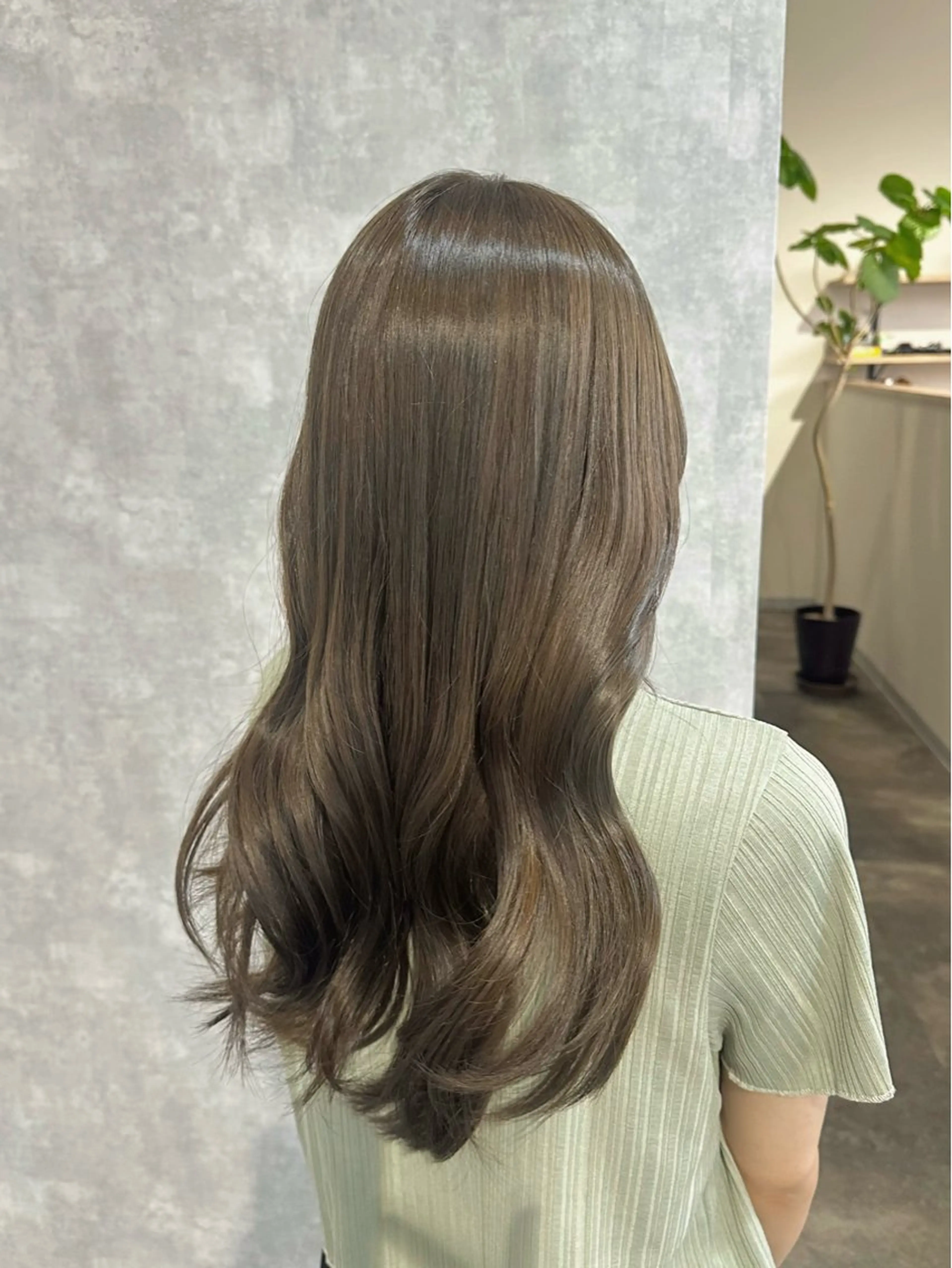 ロング カラー ベージュカラー ブリーチ 透明感カラー ダブルカラー ブリーチなしカラー Rangali nanamiのヘアスタイル