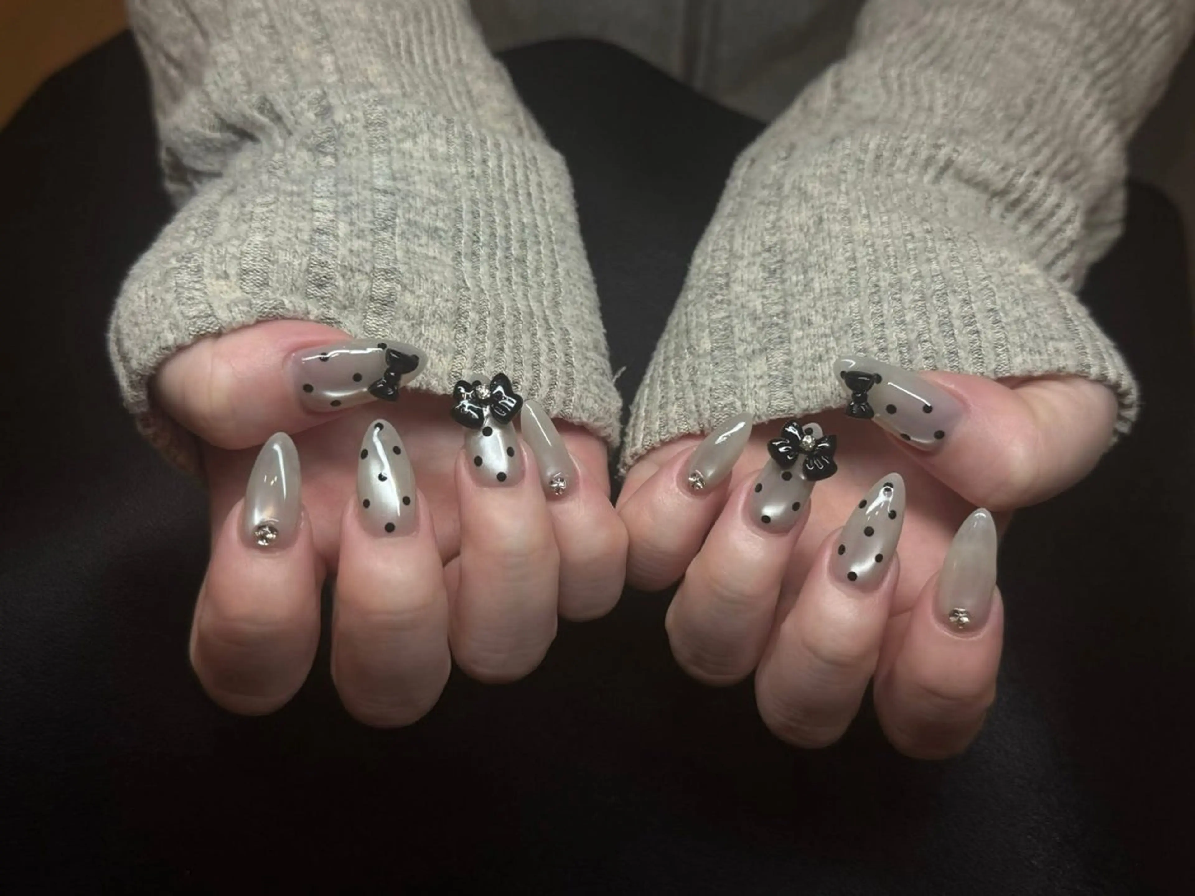 ネイル フレンチネイル ジェルネイル マグネットネイル 持ち込み ニュアンスネイル ハンドネイル Ribbonnail salonのネイルデザイン