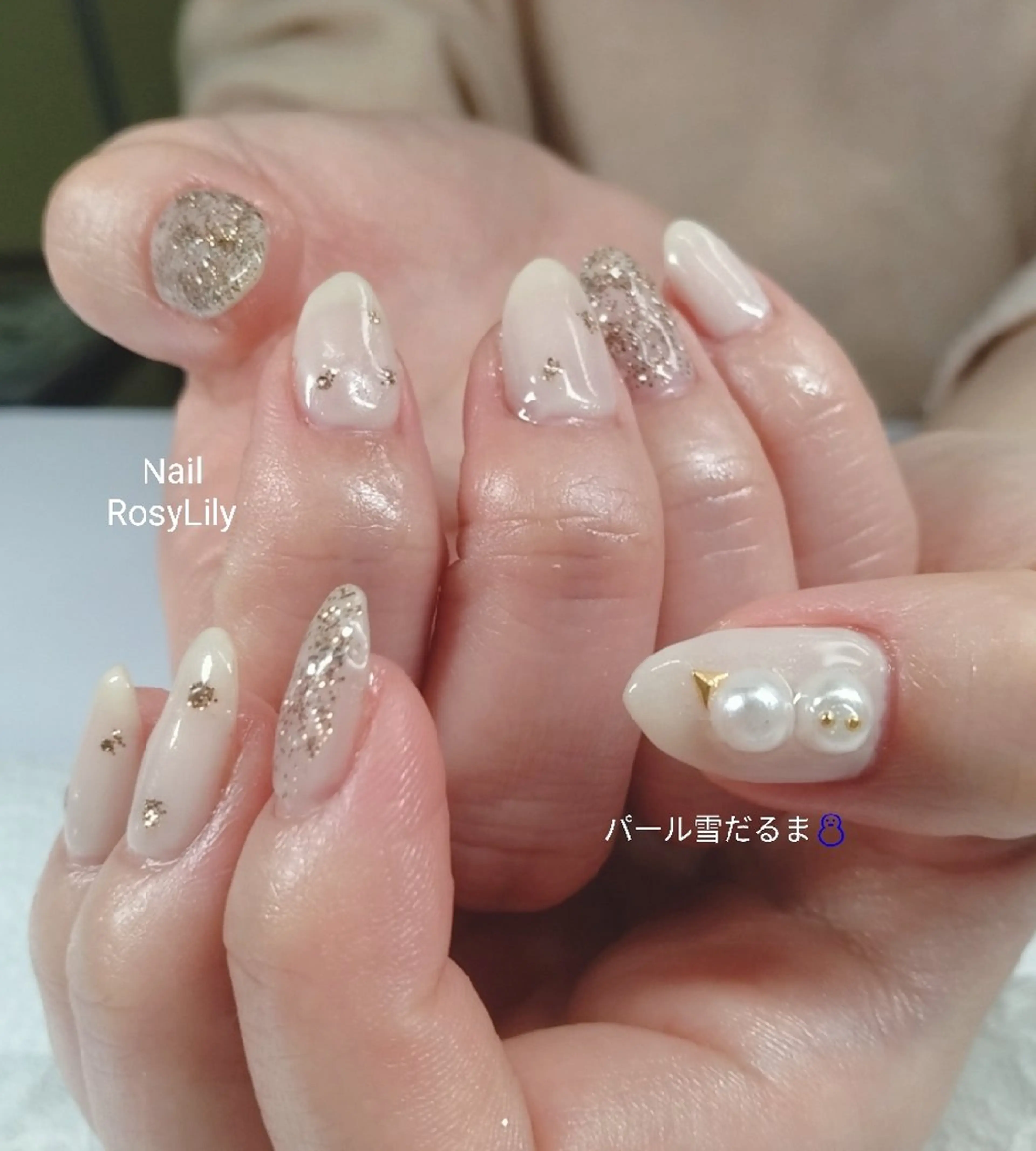 ネイル オフィスネイル 冬ネイル クリスマス プライベートサロン Rosy Lilyのネイルデザイン