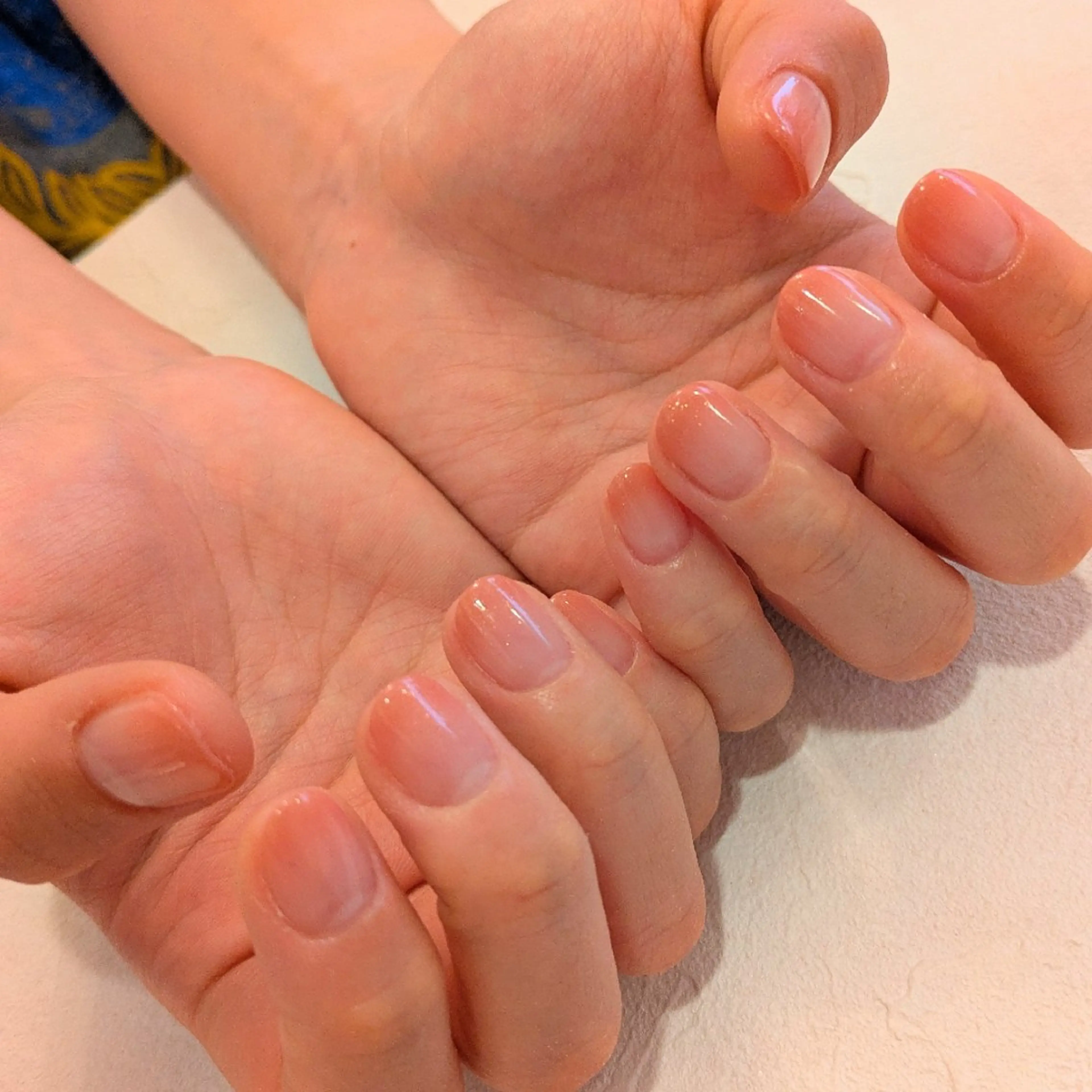 ネイル グラデーション ジェヌインネイル 河内のネイルデザイン