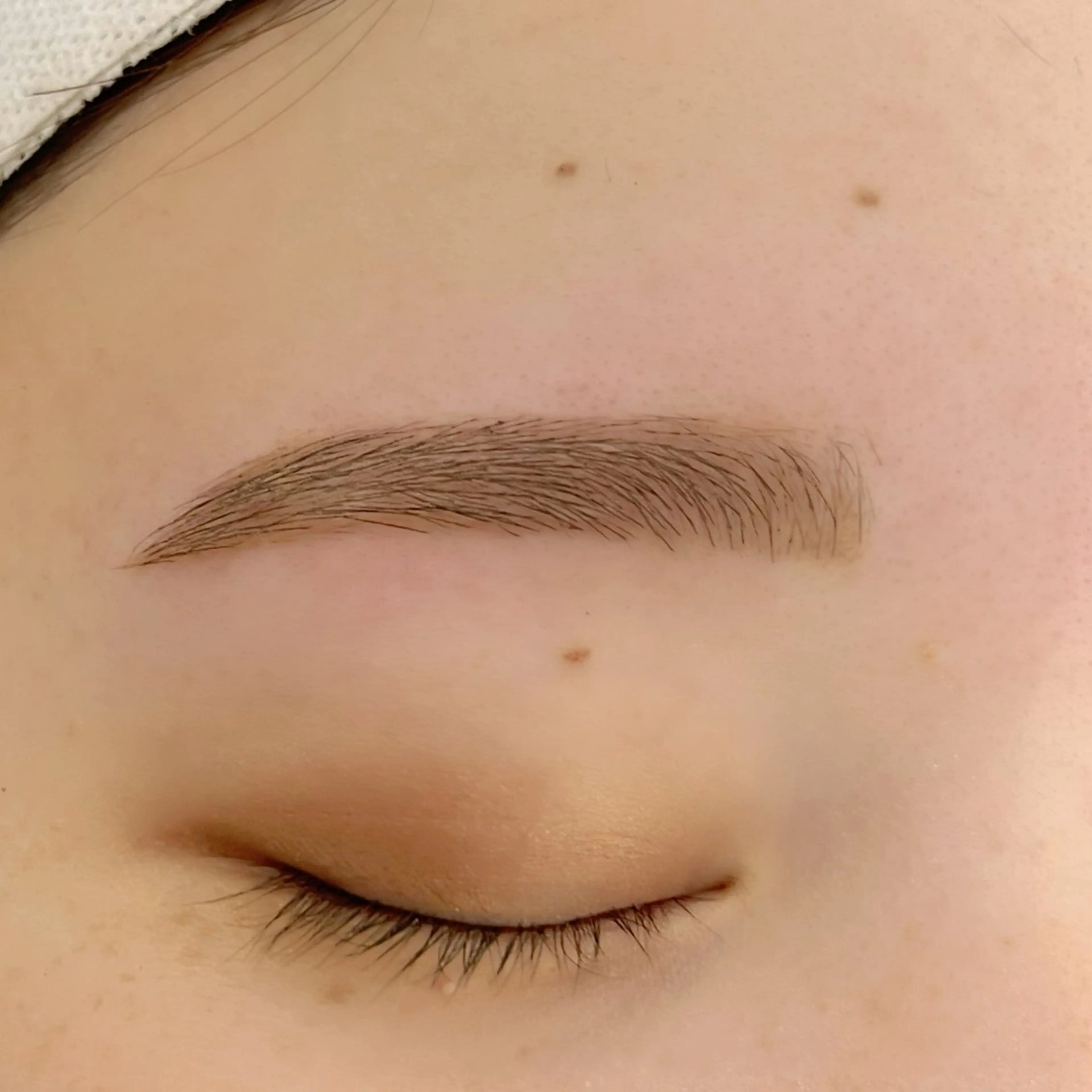 アイブロウ ワックス脱毛 眉カット オクターブ天神店 イサヤマの眉毛・アイブロウイメージ