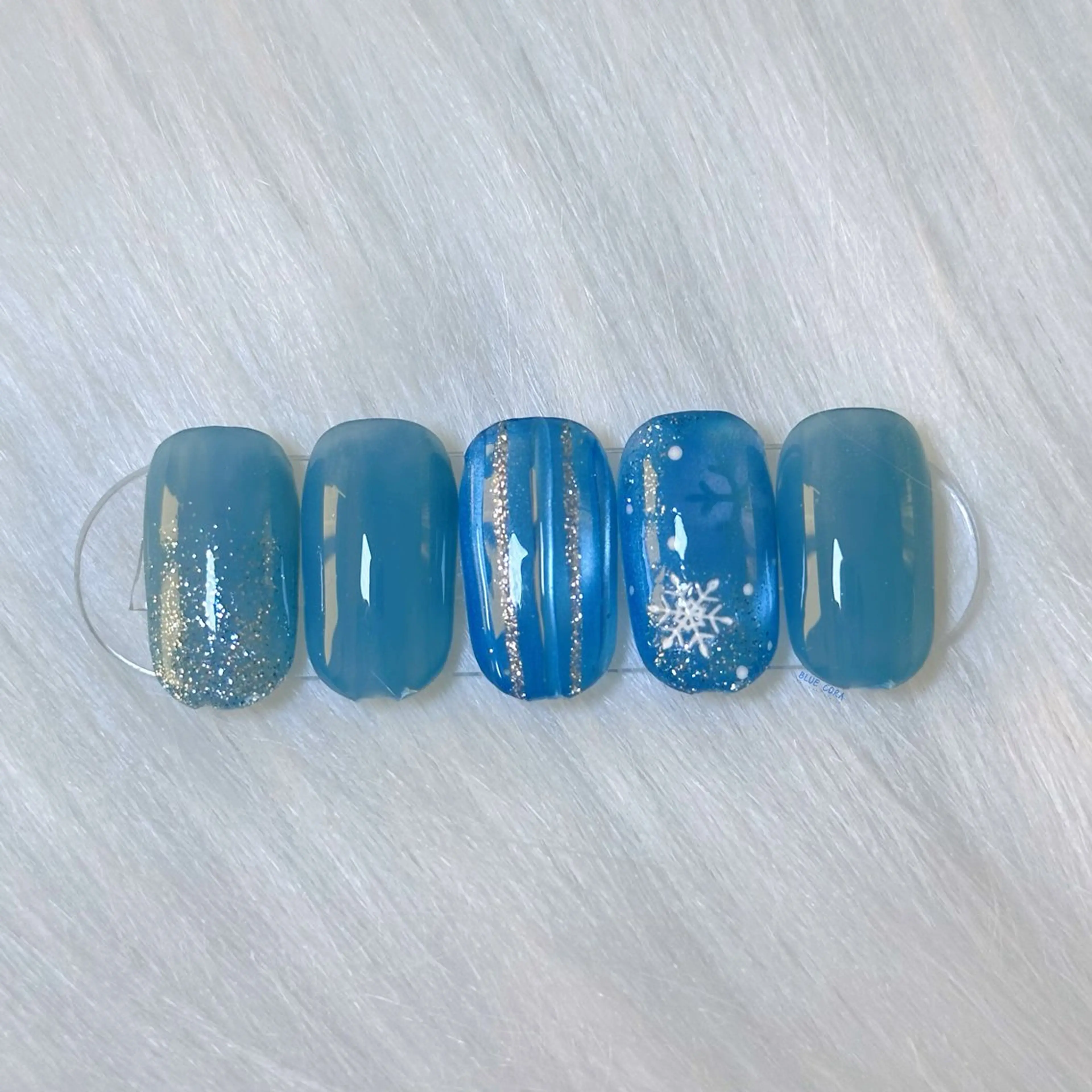 ネイル クリアネイル フラッシュネイル マグネットネイル ハンドネイル ハンドケア BLUE CORAのネイルデザイン