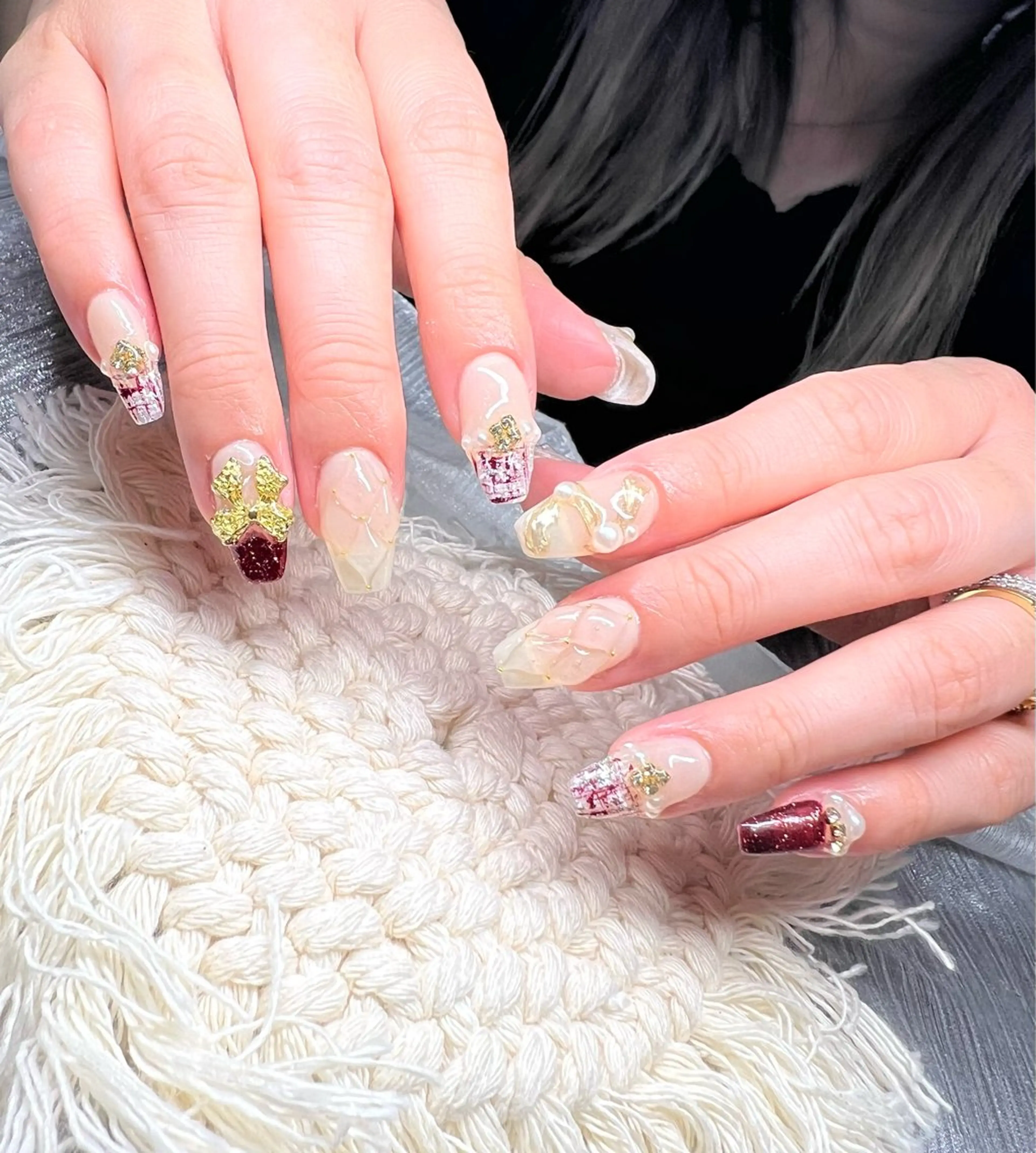 ネイル オーロラネイル チークネイル 長さ出し フットネイル フレンチネイル ハンドネイル Lee Nailsのネイルデザイン