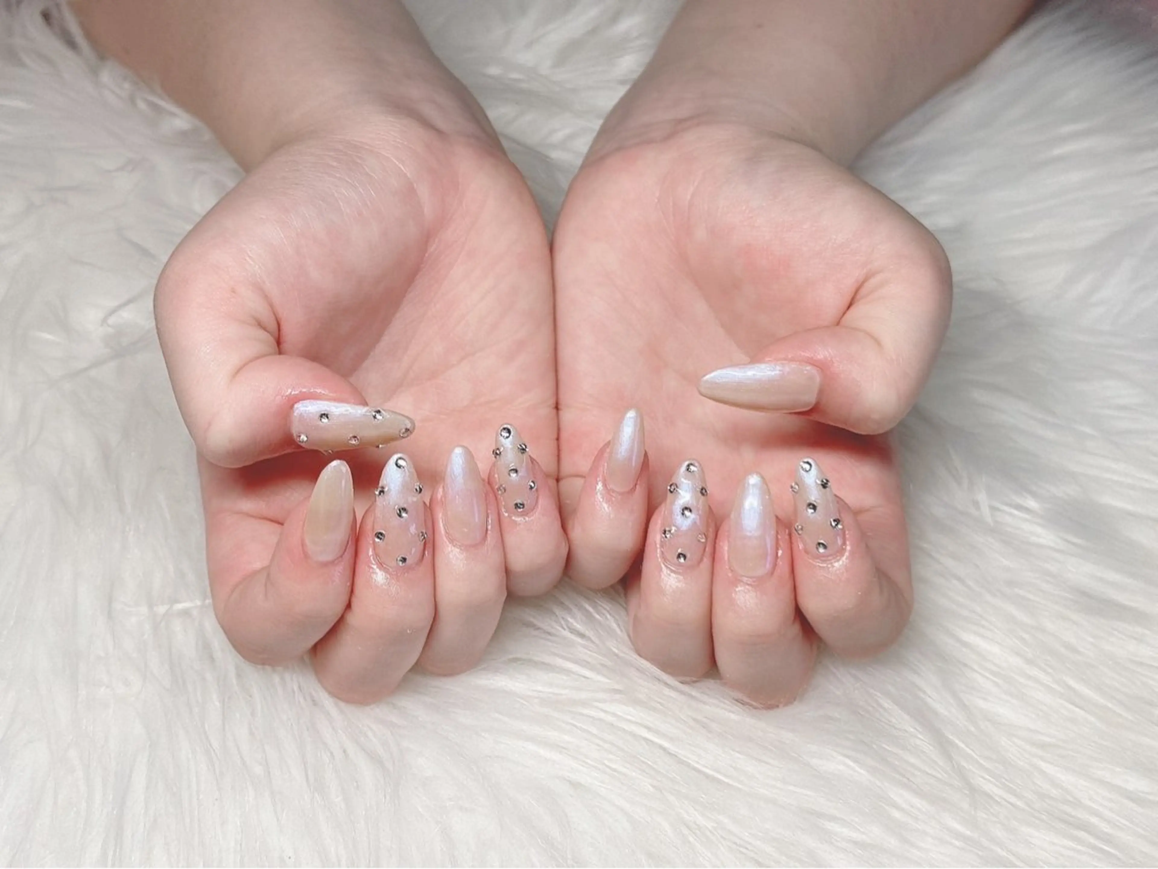 ネイル ハンドネイル nail&eye Ariesのネイルデザイン