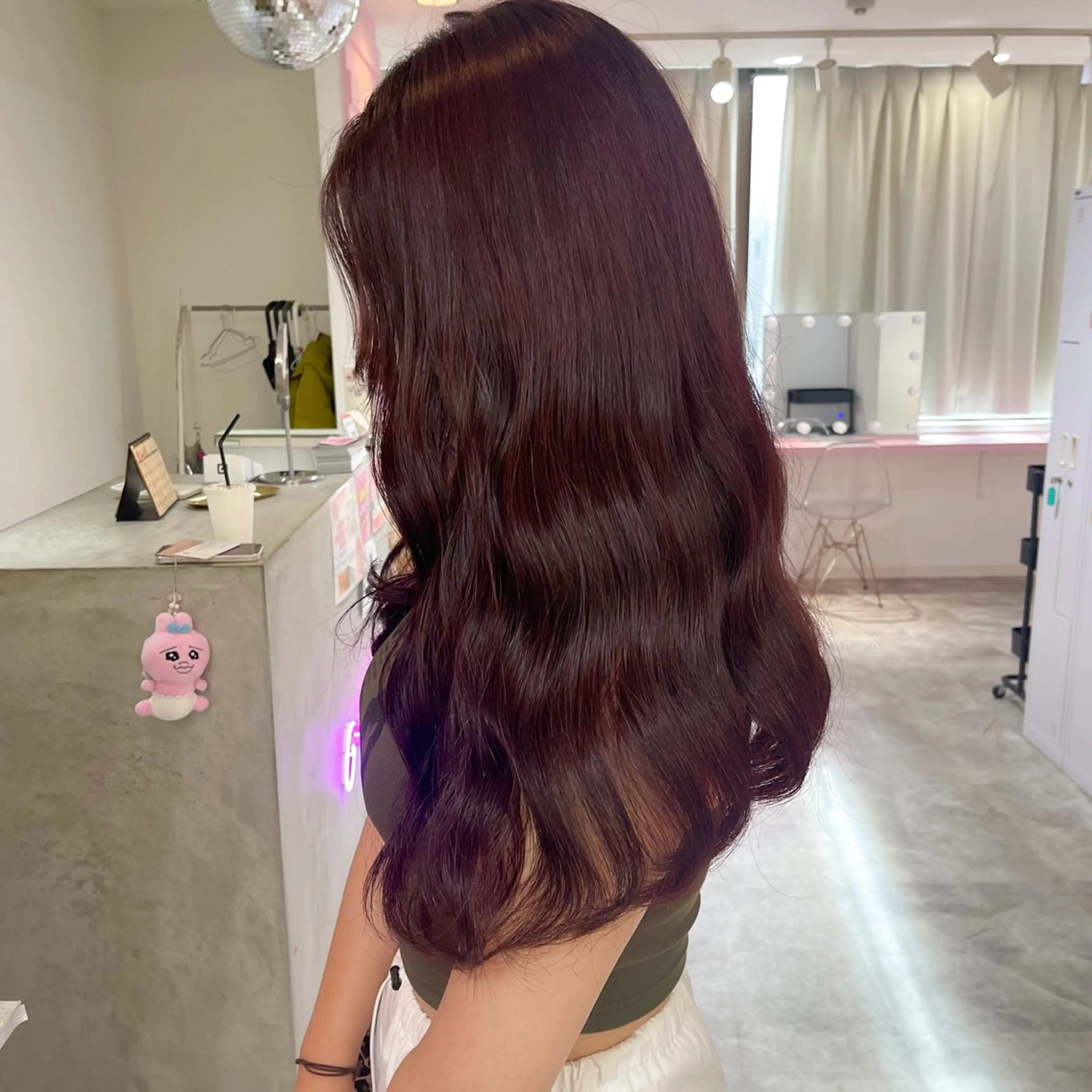 ロング カラー レッドカラー 🎀ミルクティー/暖 色×レイヤー/マリアのヘアスタイル