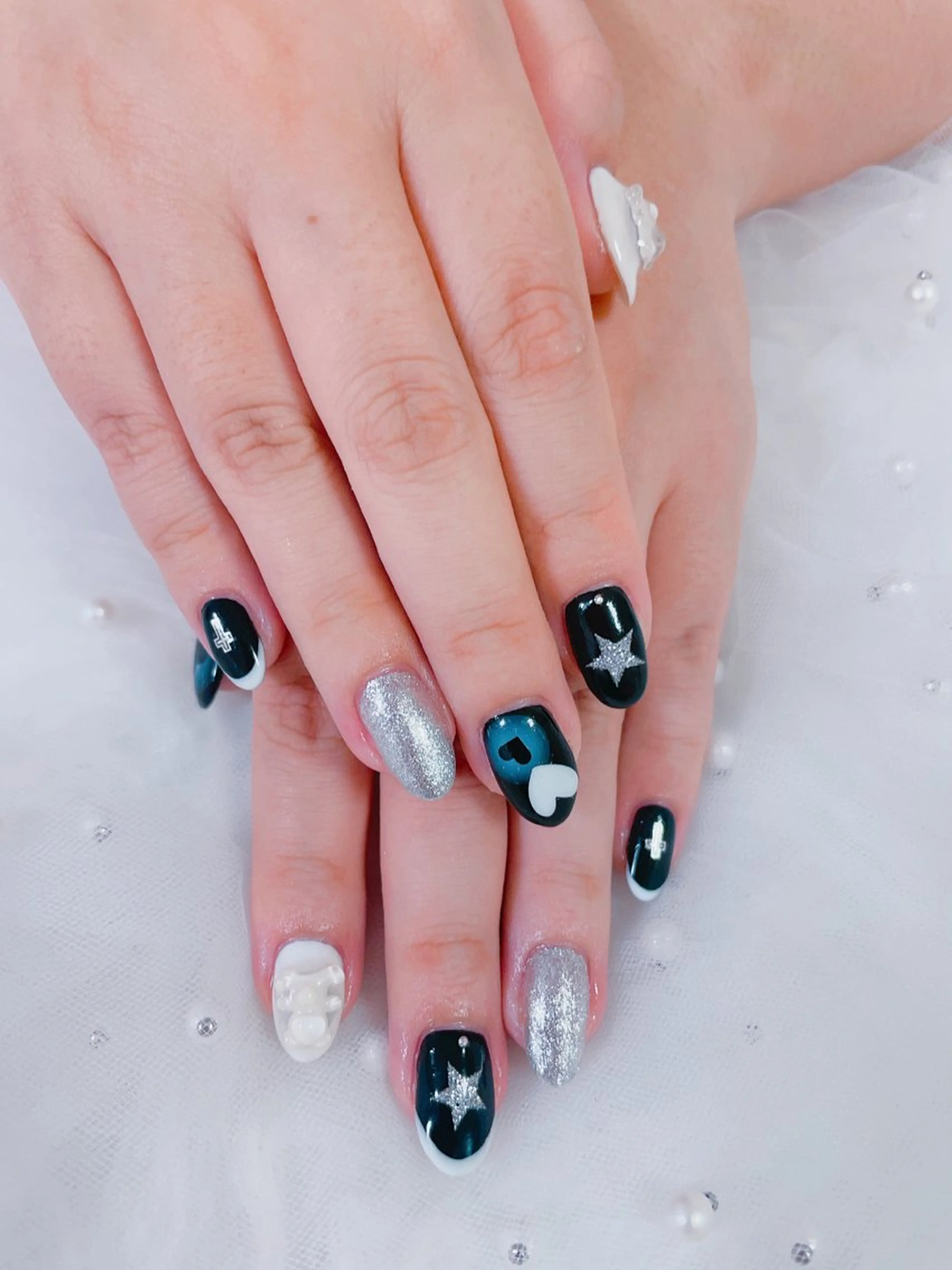 ネイル ジェルネイル ハート ワンホンネイル ゆ か_Nails💫のネイルデザイン