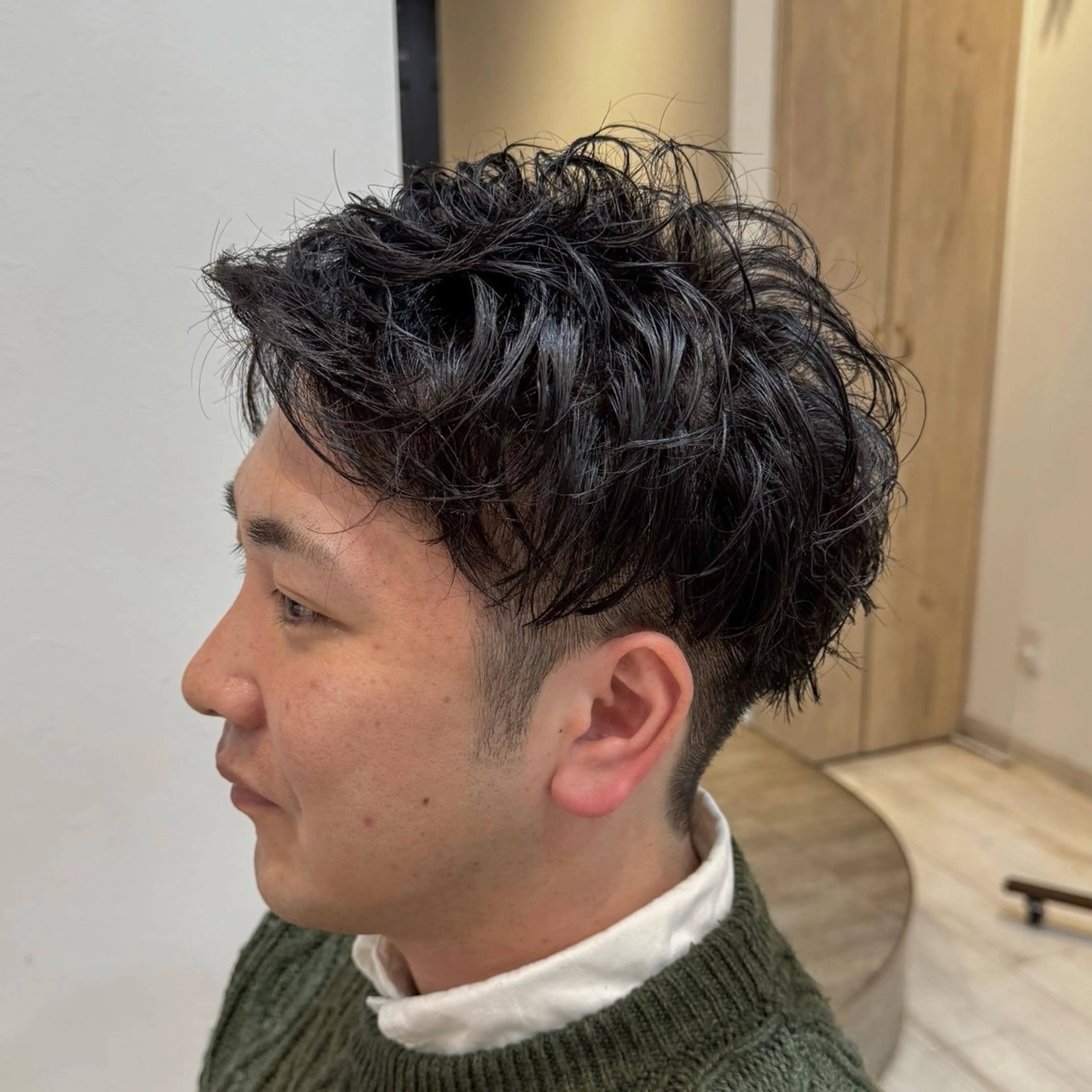 ショート パーマ メンズ メンズパーマ カット パーマ 吉田 新平のヘアスタイル